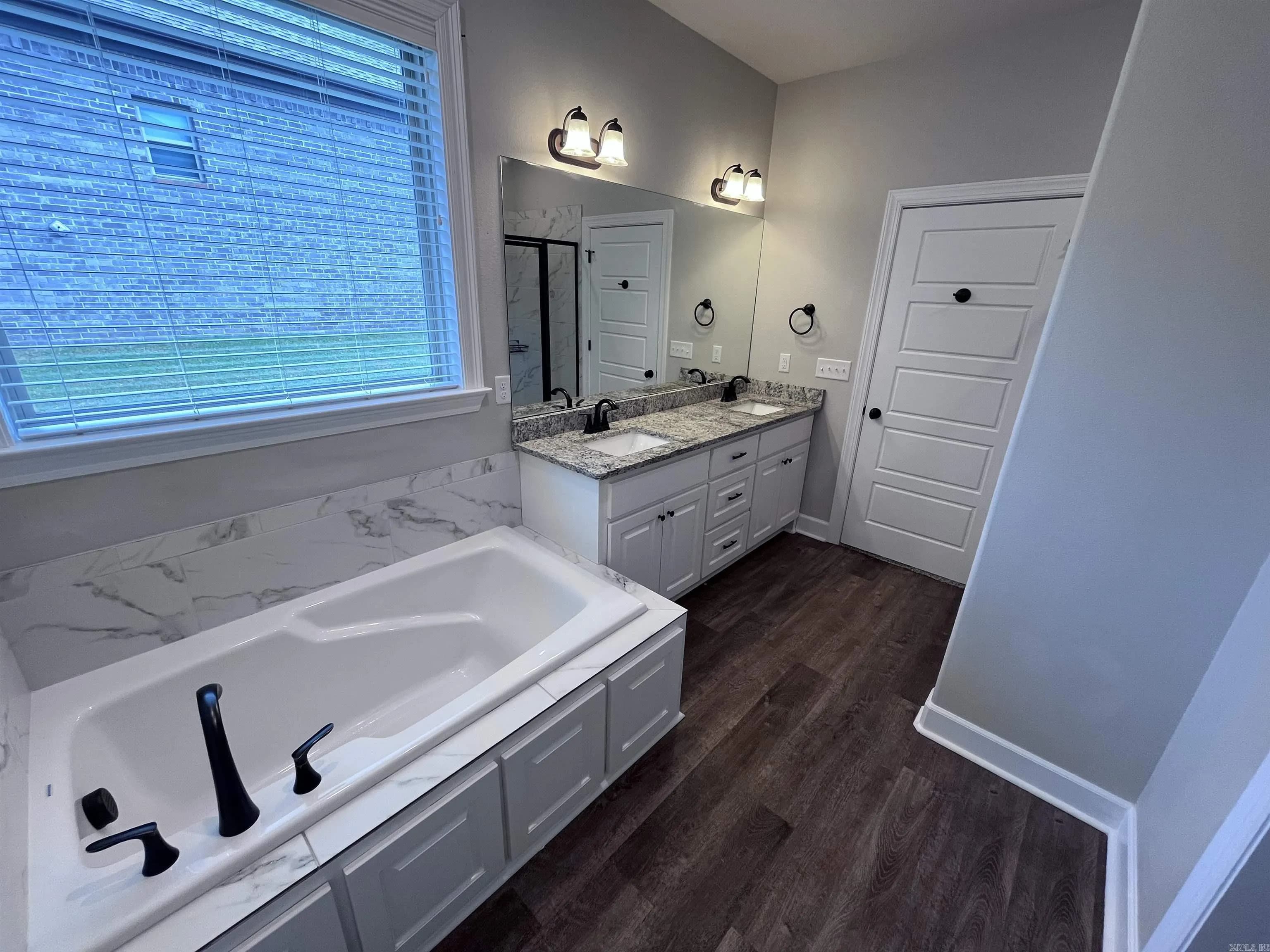 Property at 2756  Chert - Image 27