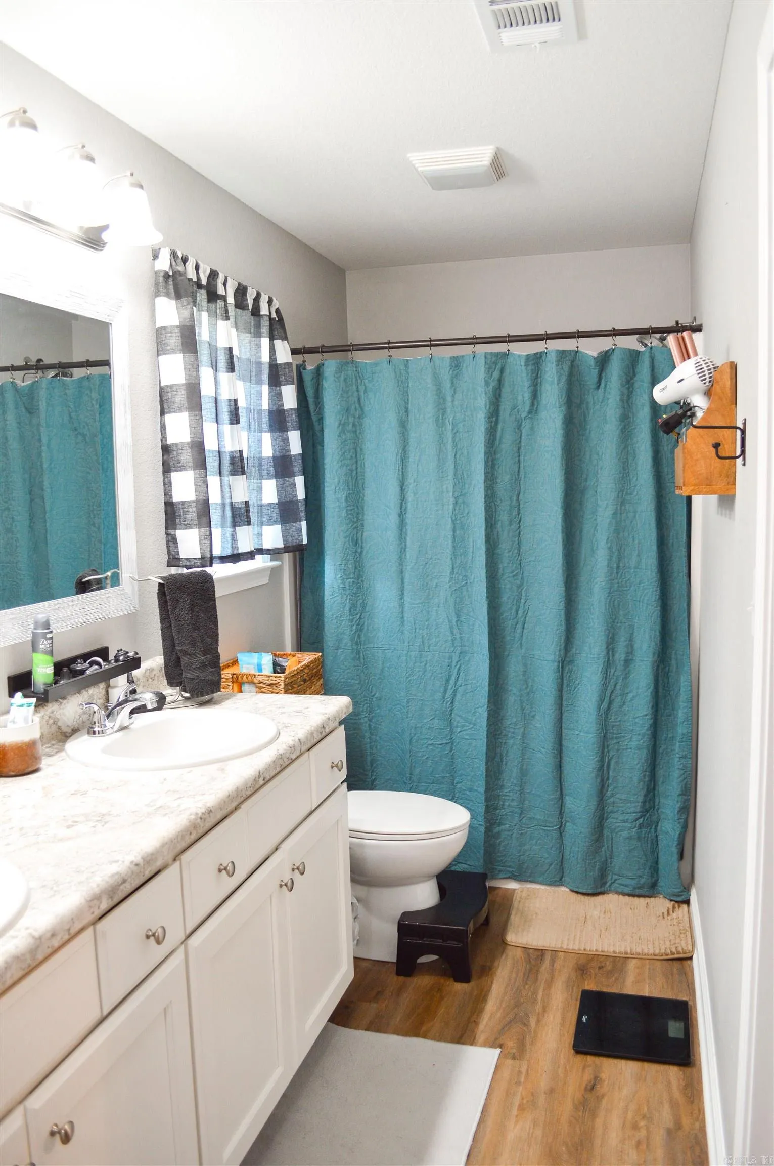 Property at 2105  Rehoboth circle - Image 25