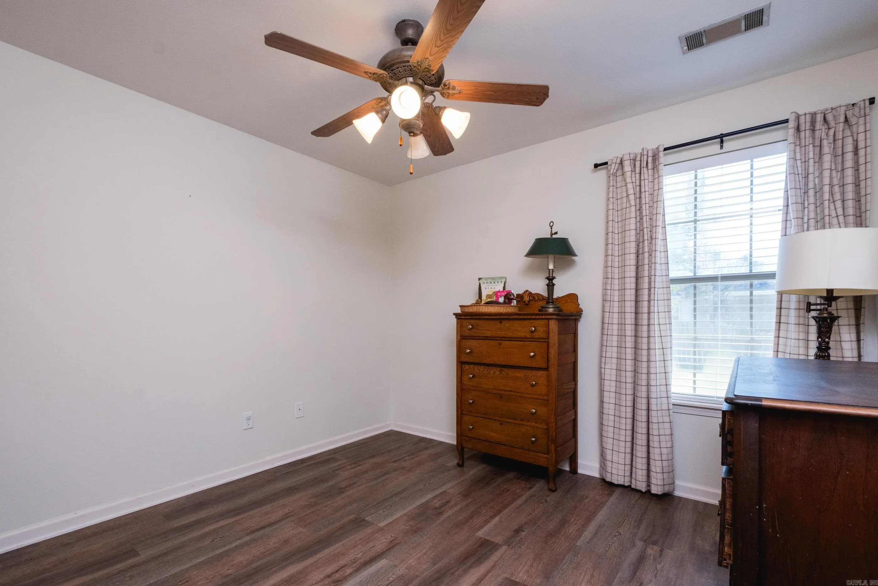 Property at 3101  Lacross - Image 35