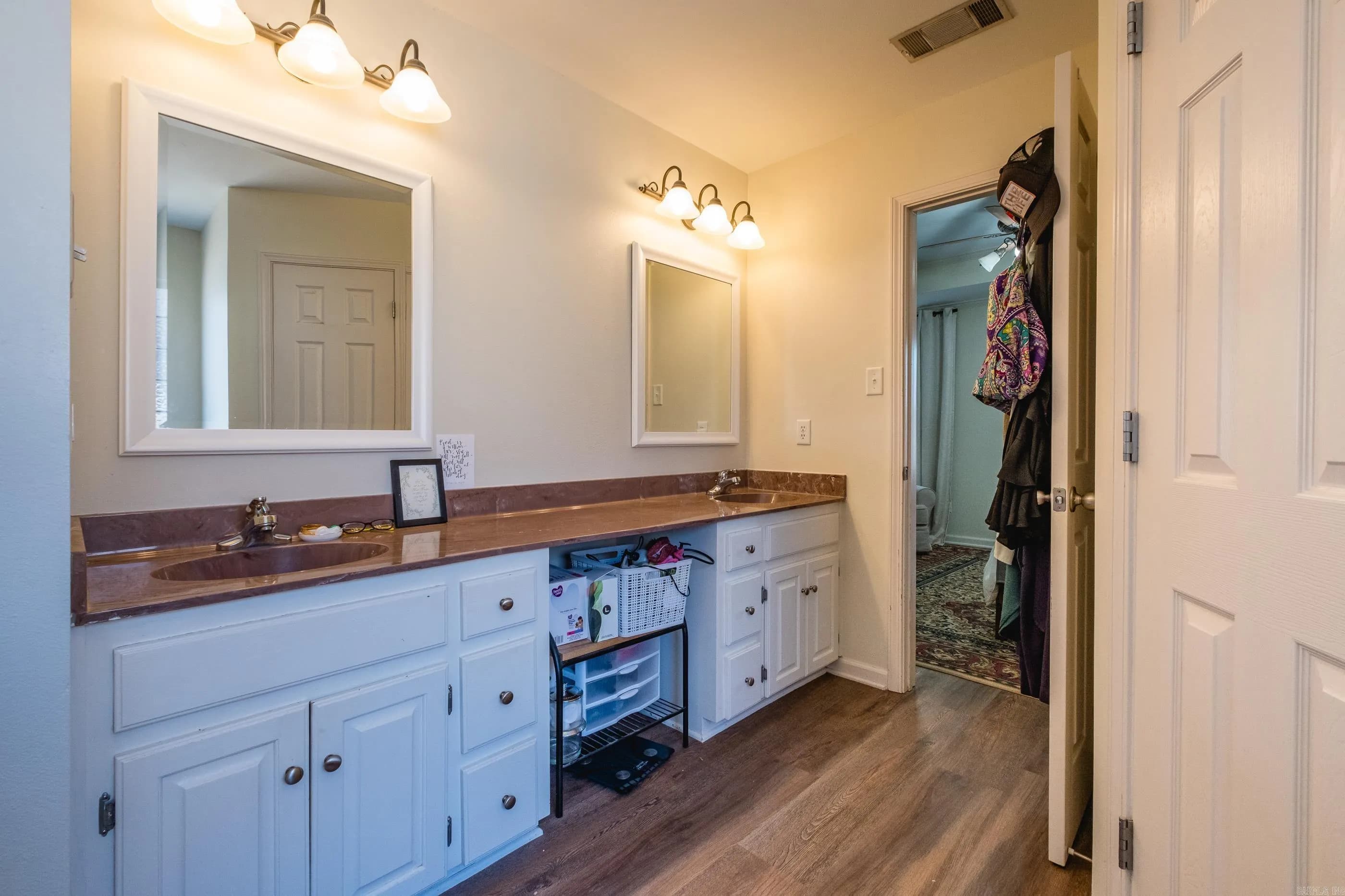 Property at 3101  Lacross - Image 27