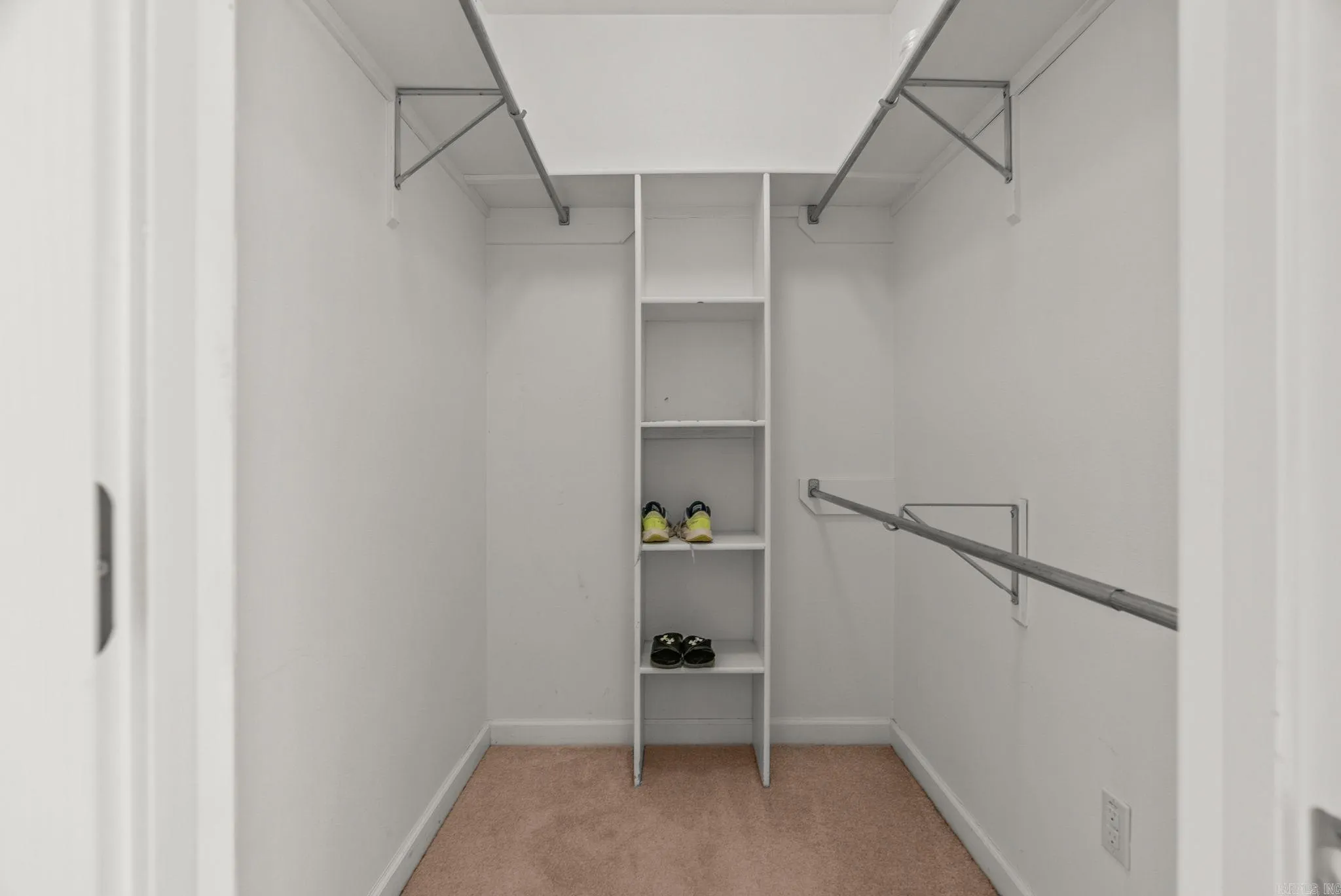 Property at 1500  Country club - Image 14