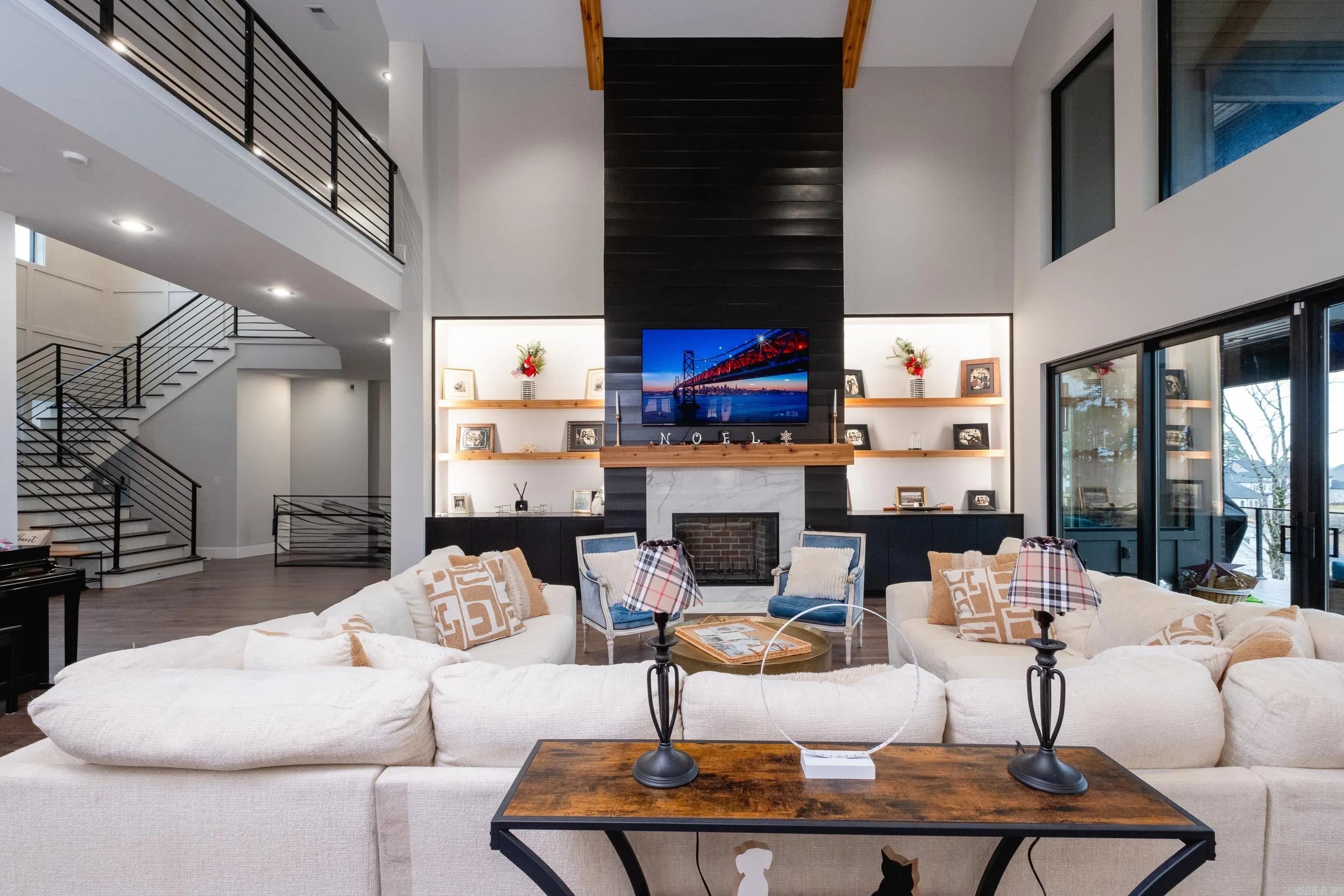 Property at 27  Haywood - Image 7