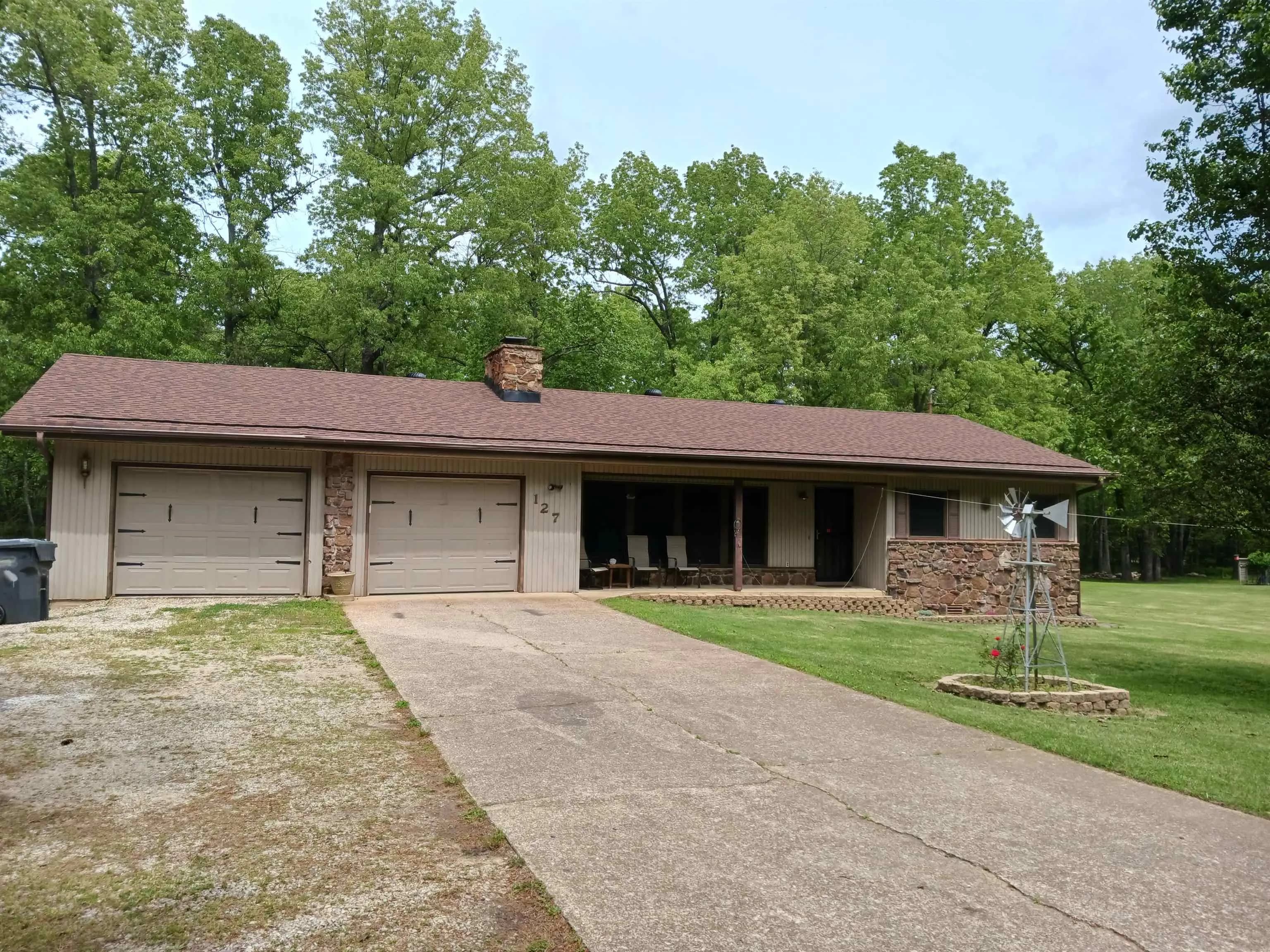 Property at 127  Pottawattamie - Image 1