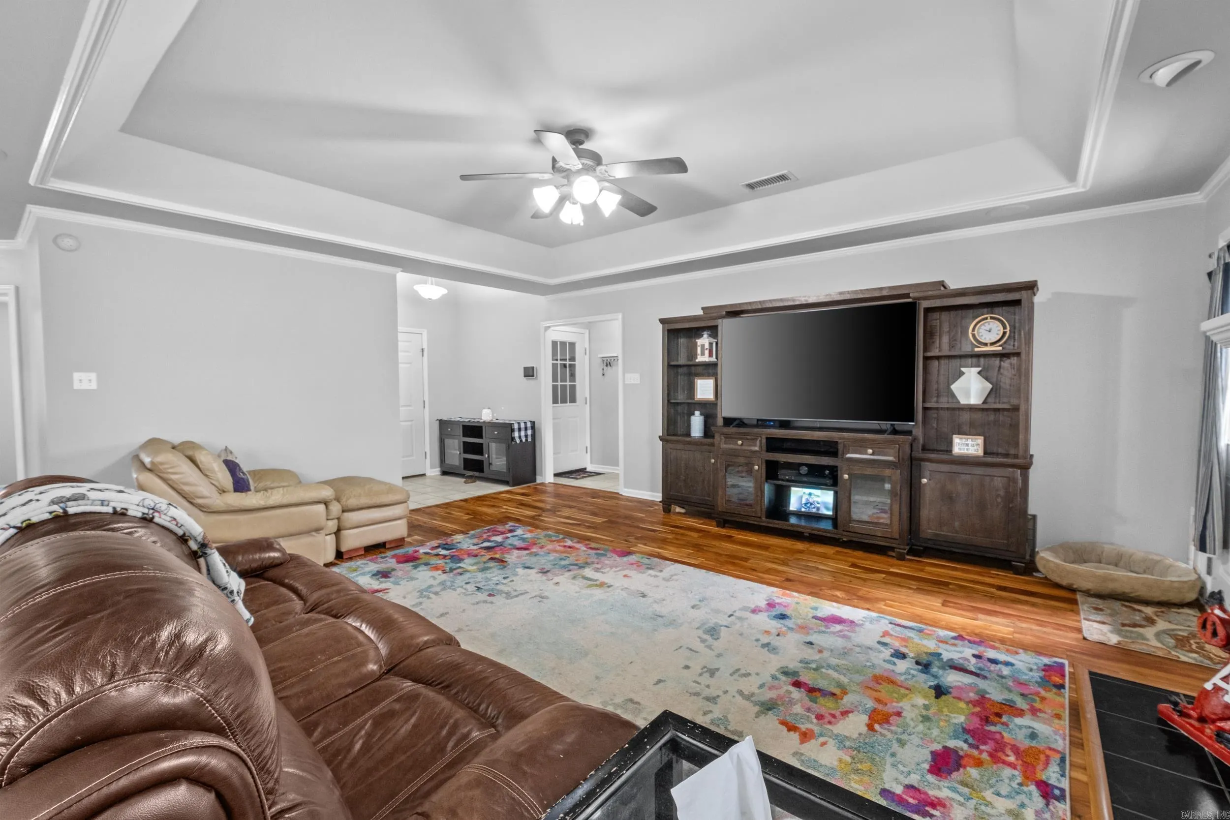 Property at 307  Dakota - Image 7