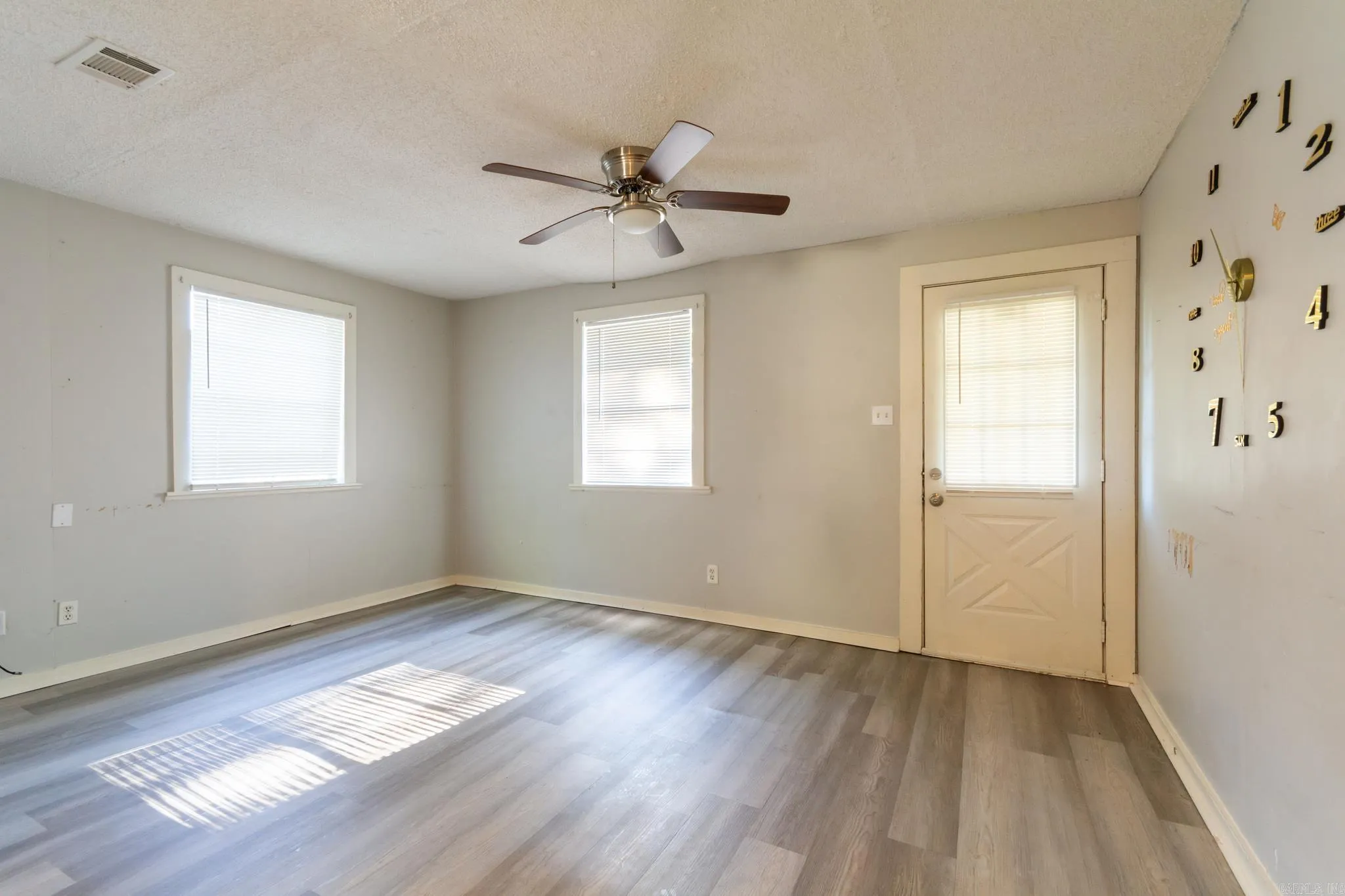 Property at 523  Cox st - Image 18