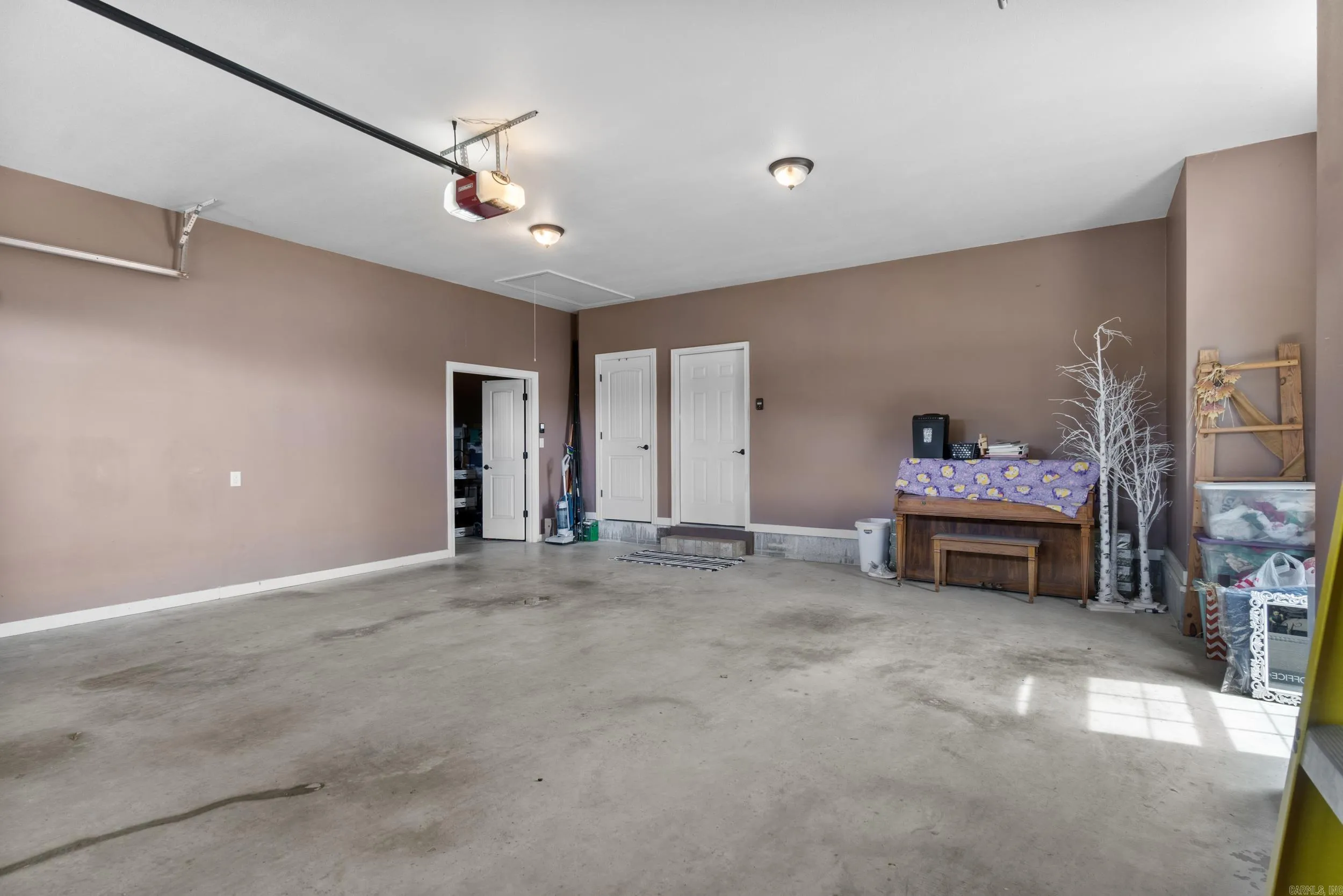 Property at 1225  Bryanna - Image 31