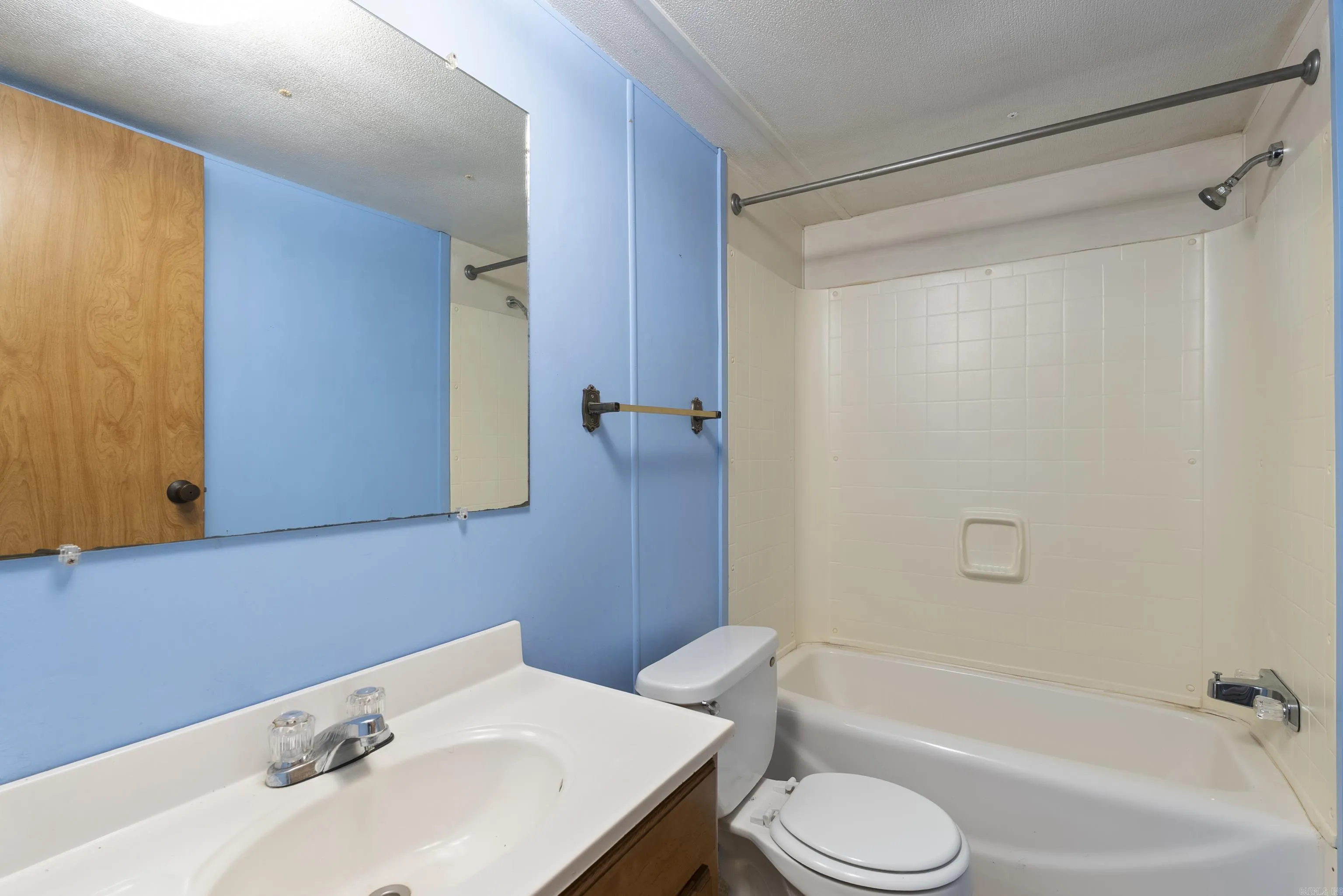 Property at 514  Valley - Image 20