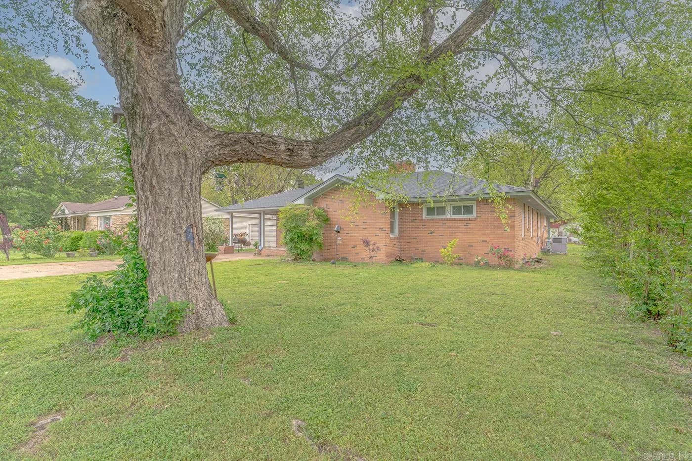 Property at 212  Wilkerson - Image 6