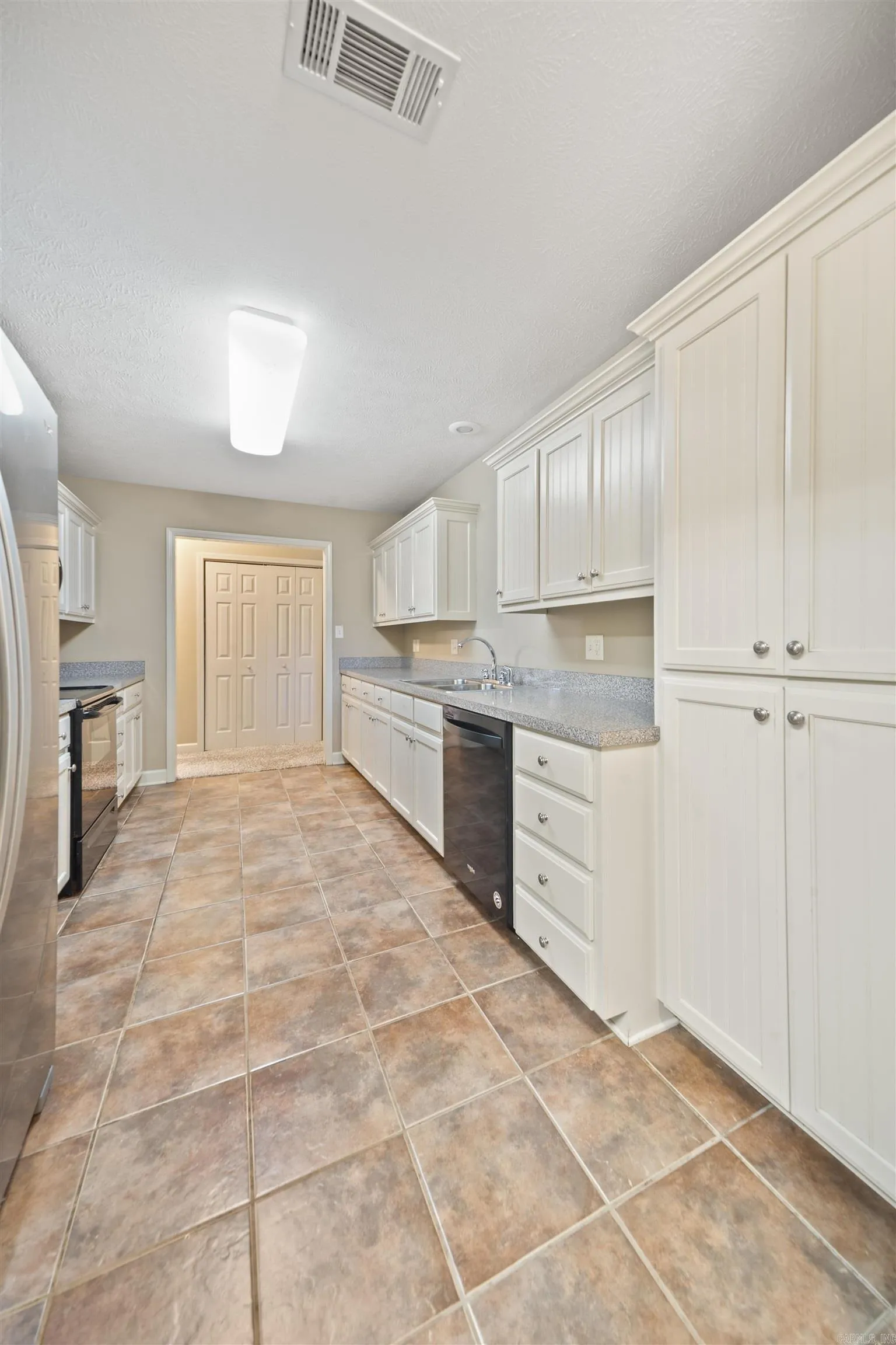 Property at 2405  Audley bolton - Image 7