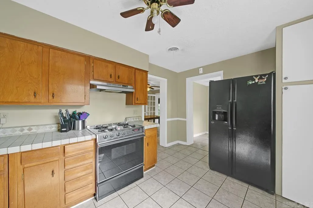Property at 206 N Elm - Image 21