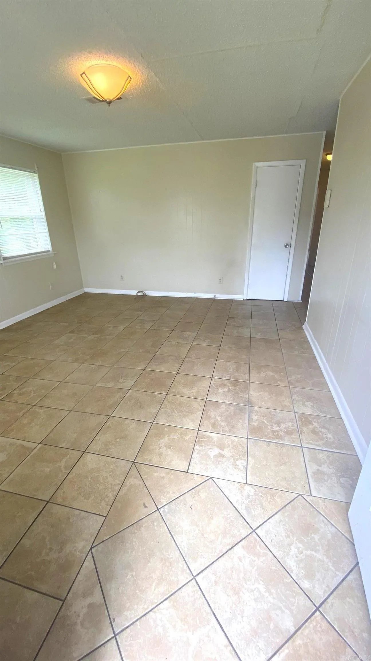 Property at 1516  Van - Image 4