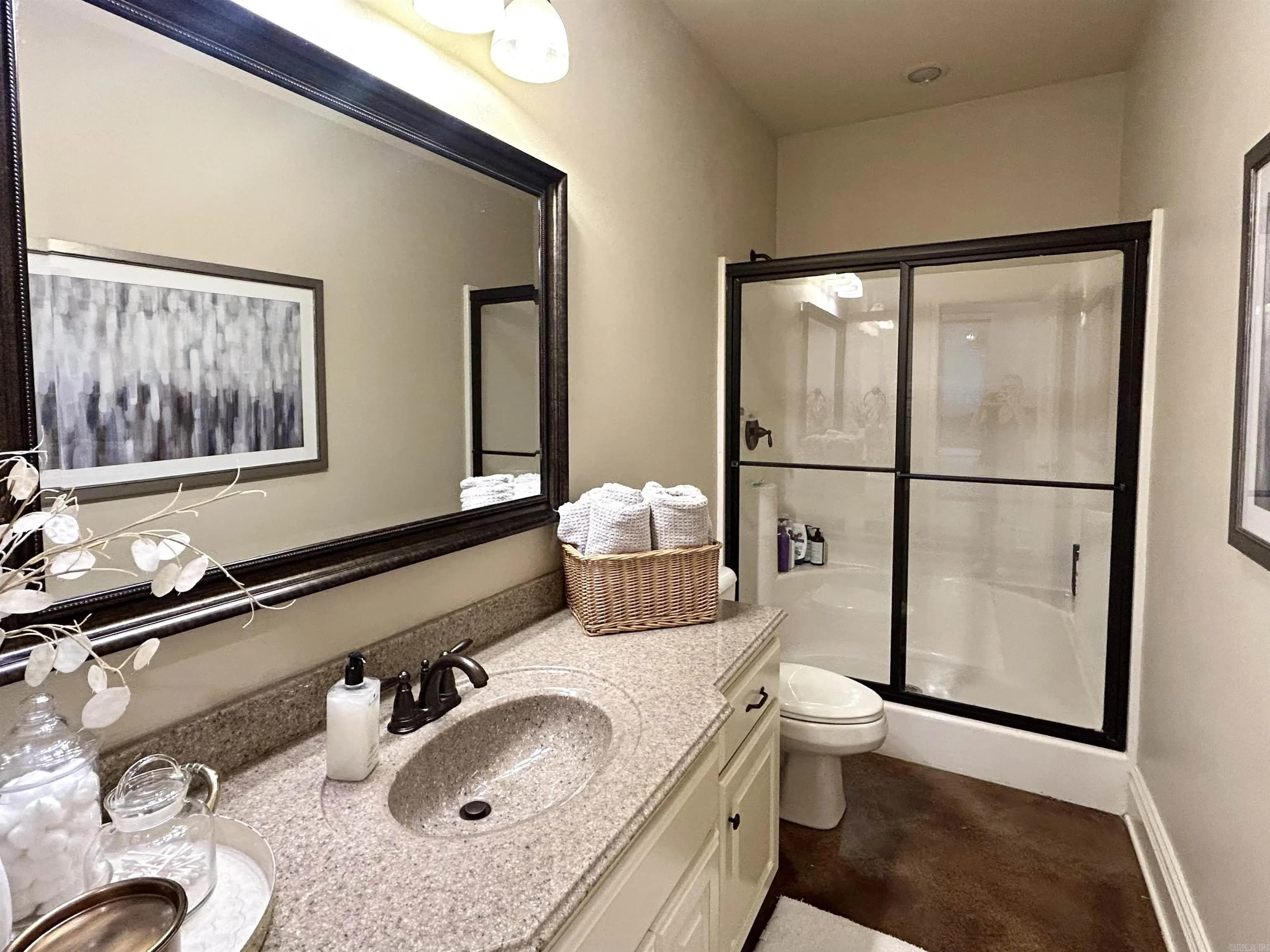 Property at 4810  Peterson - Image 34