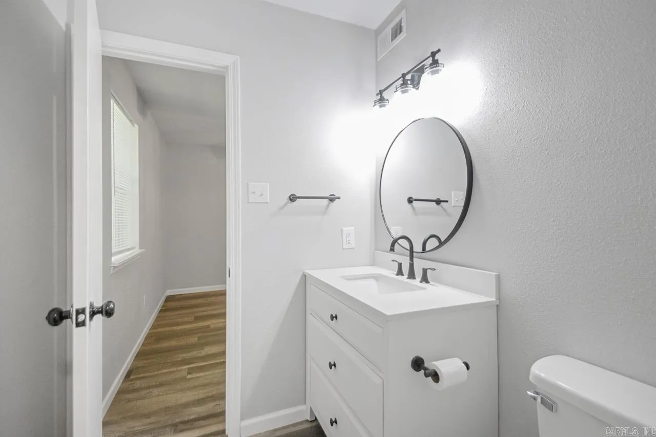 Property at 6707  Grayson - Image 20