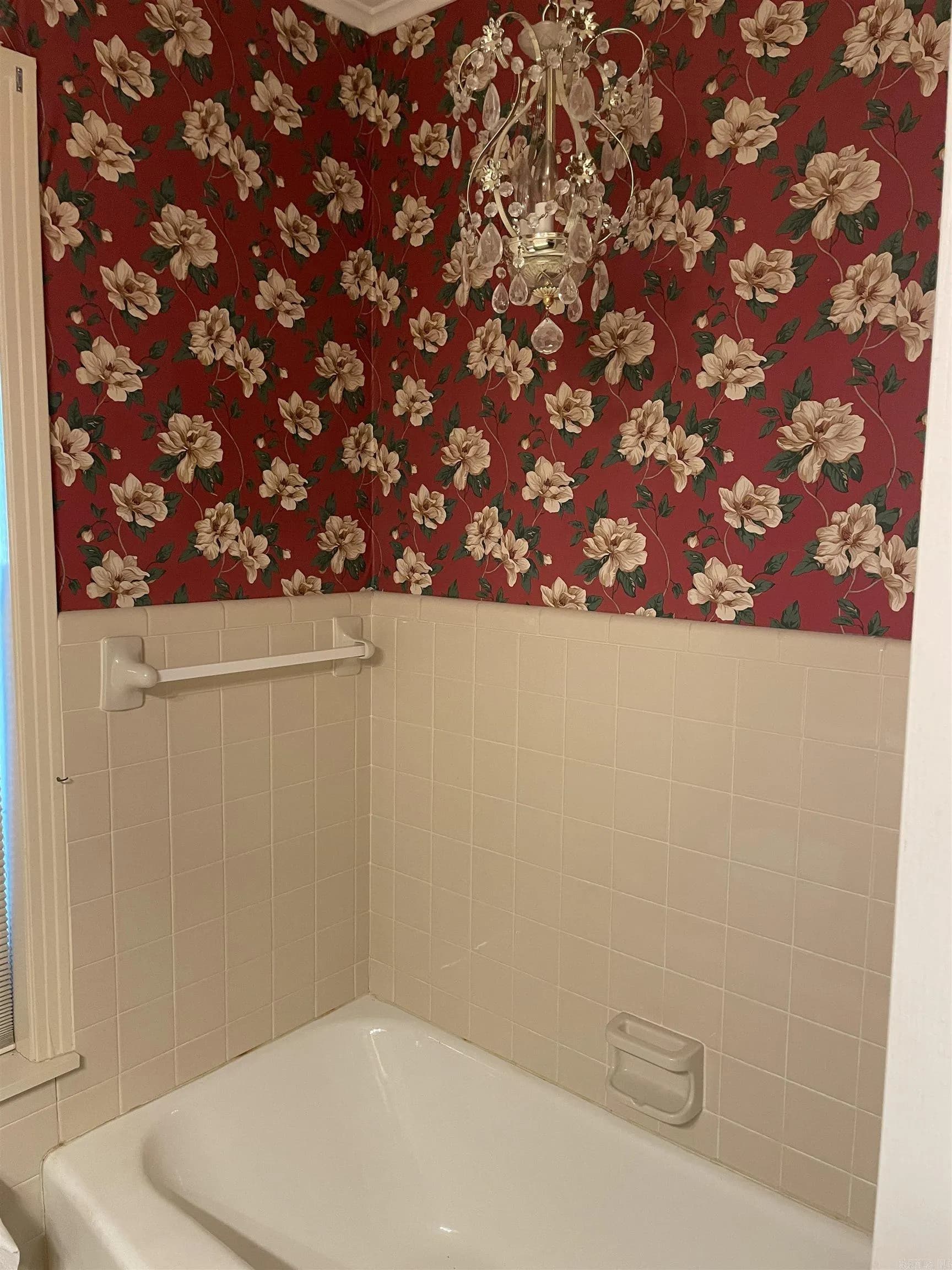 Property at 1200  Hickory - Image 26