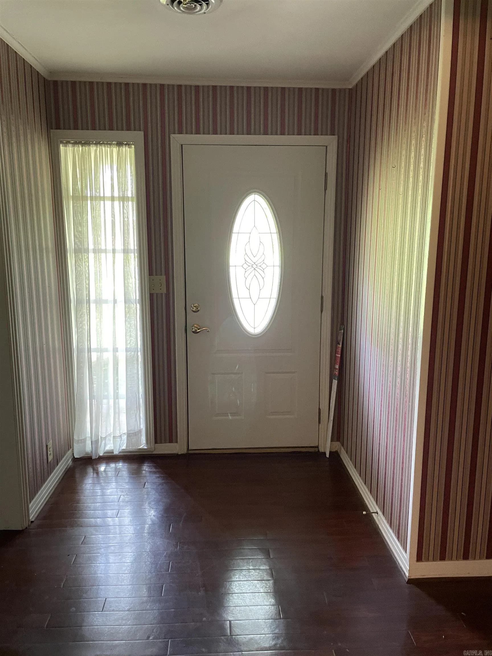Property at 1200  Hickory - Image 12