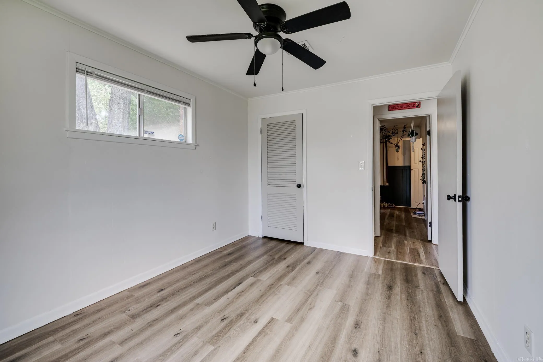 Property at 2301  Stout - Image 11