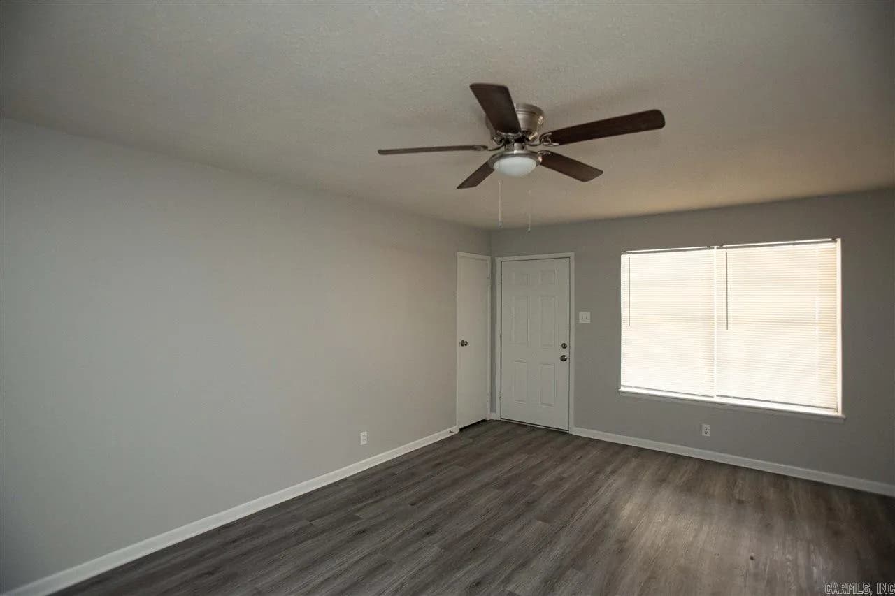 Property at 2312  Ridge park - Image 2