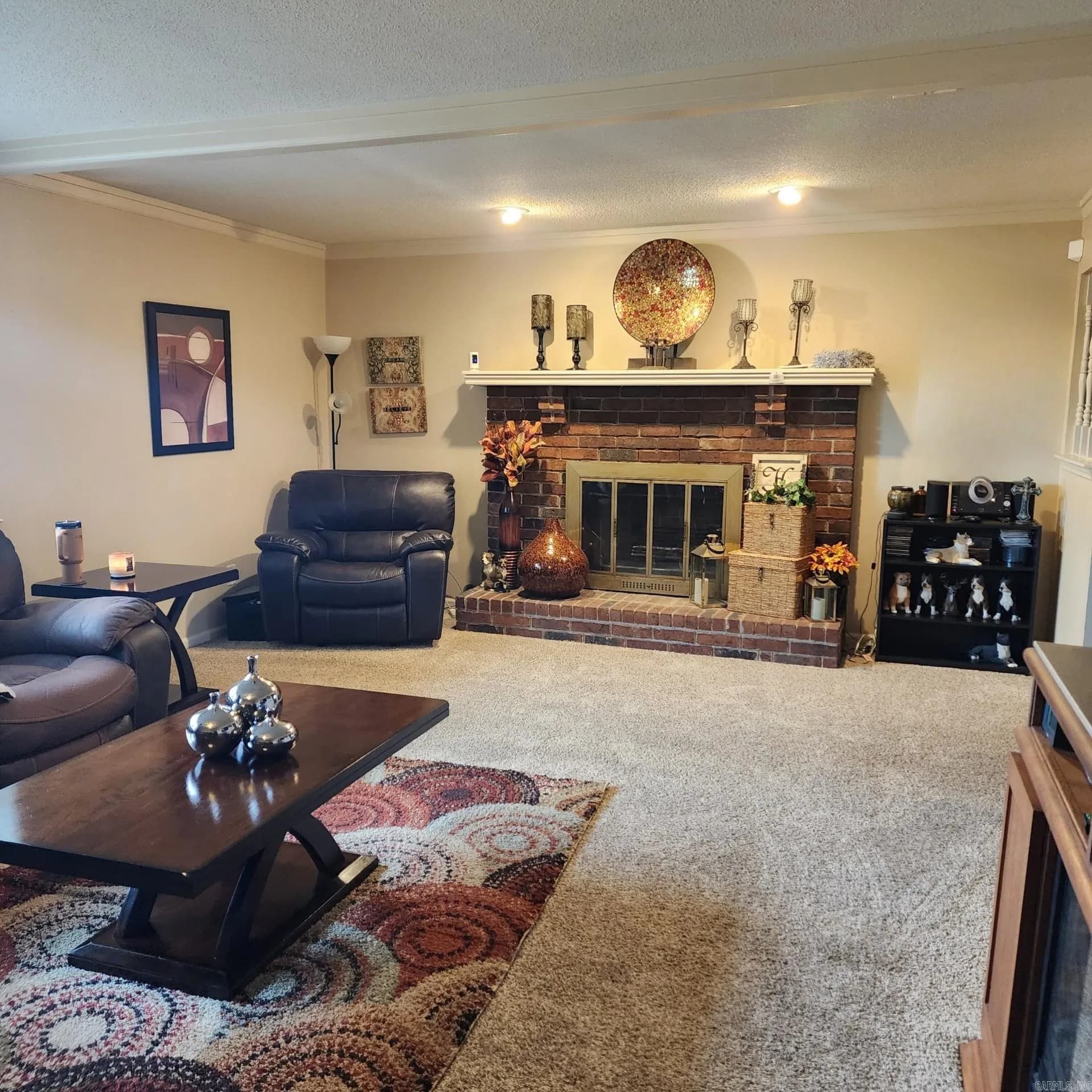 Property at 615 E Martin - Image 4