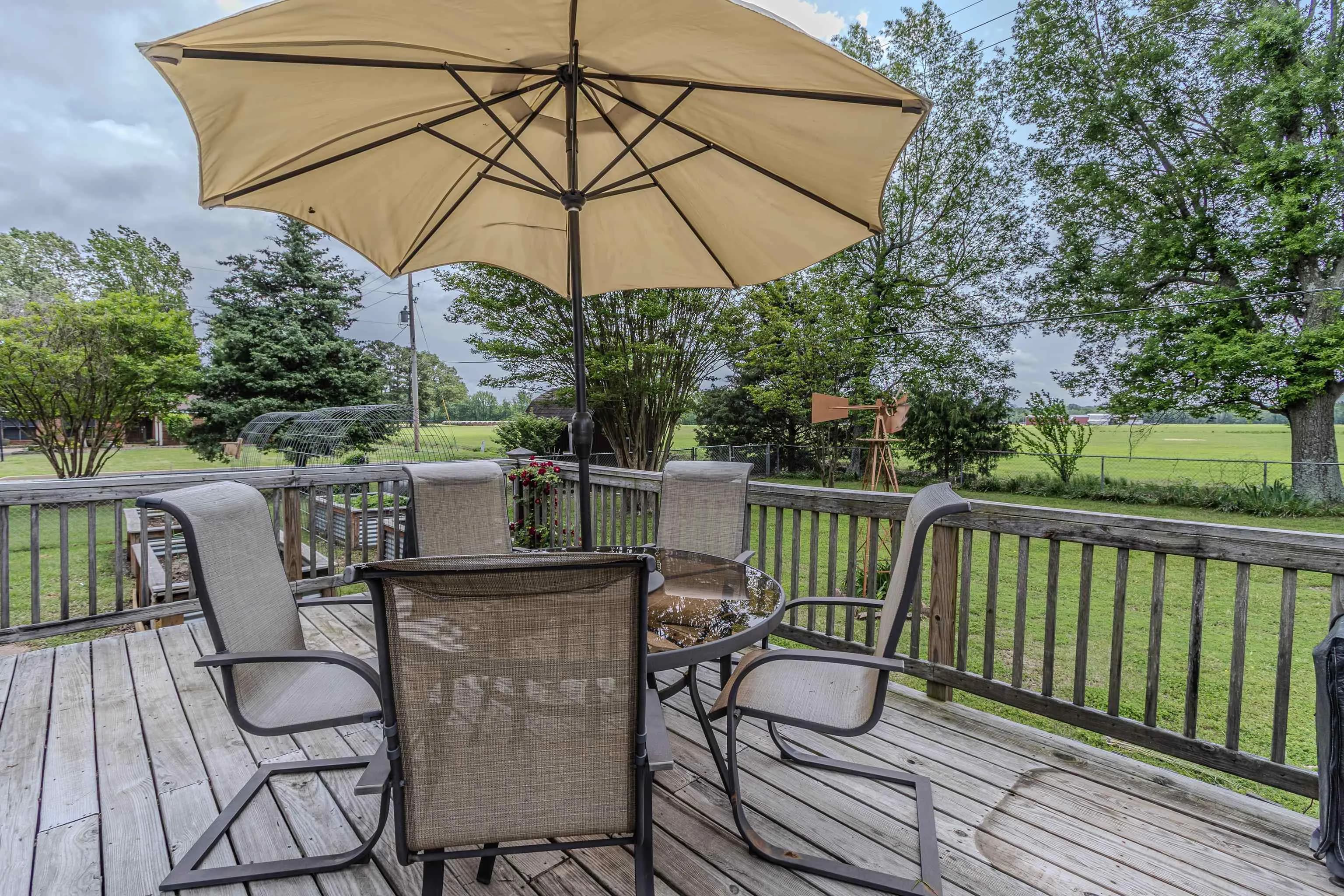 Property at 3400  Willow - Image 22
