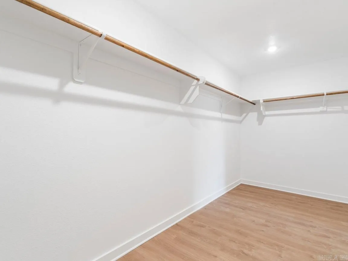 Property at 117 E Fredonia - Image 11
