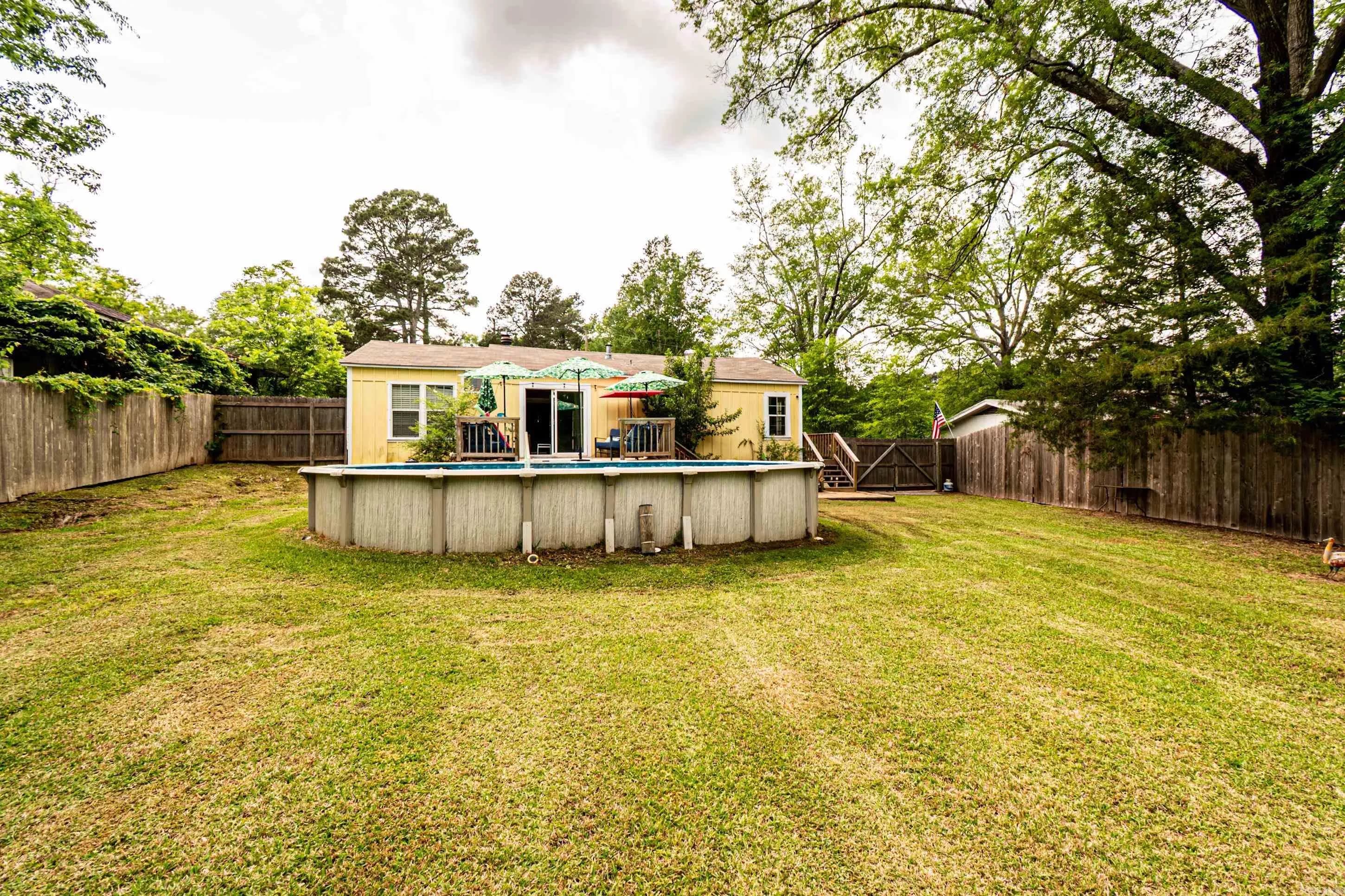 Property at 1013  Moore ave - Image 5