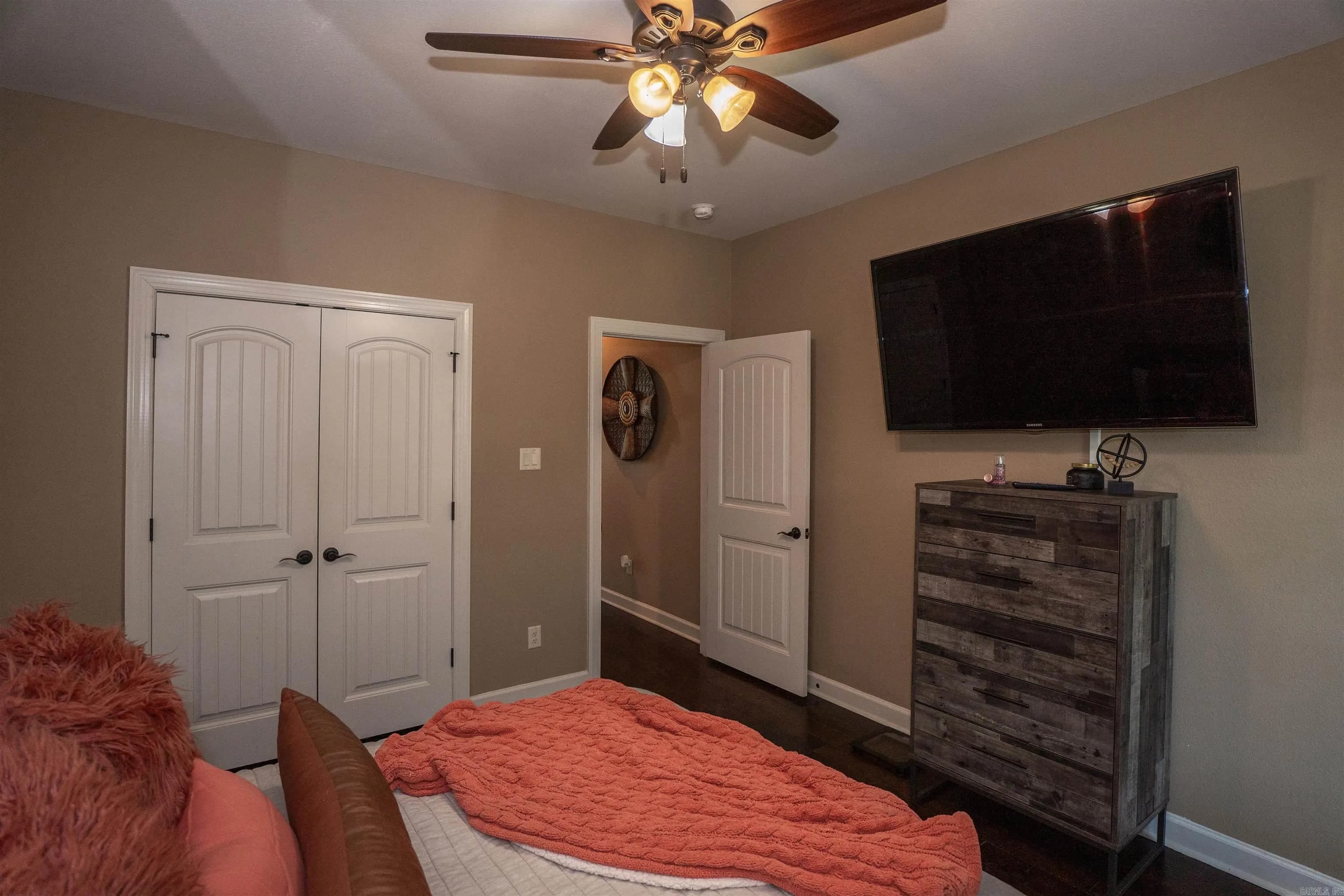 Property at 2908  Johnswood village - Image 34