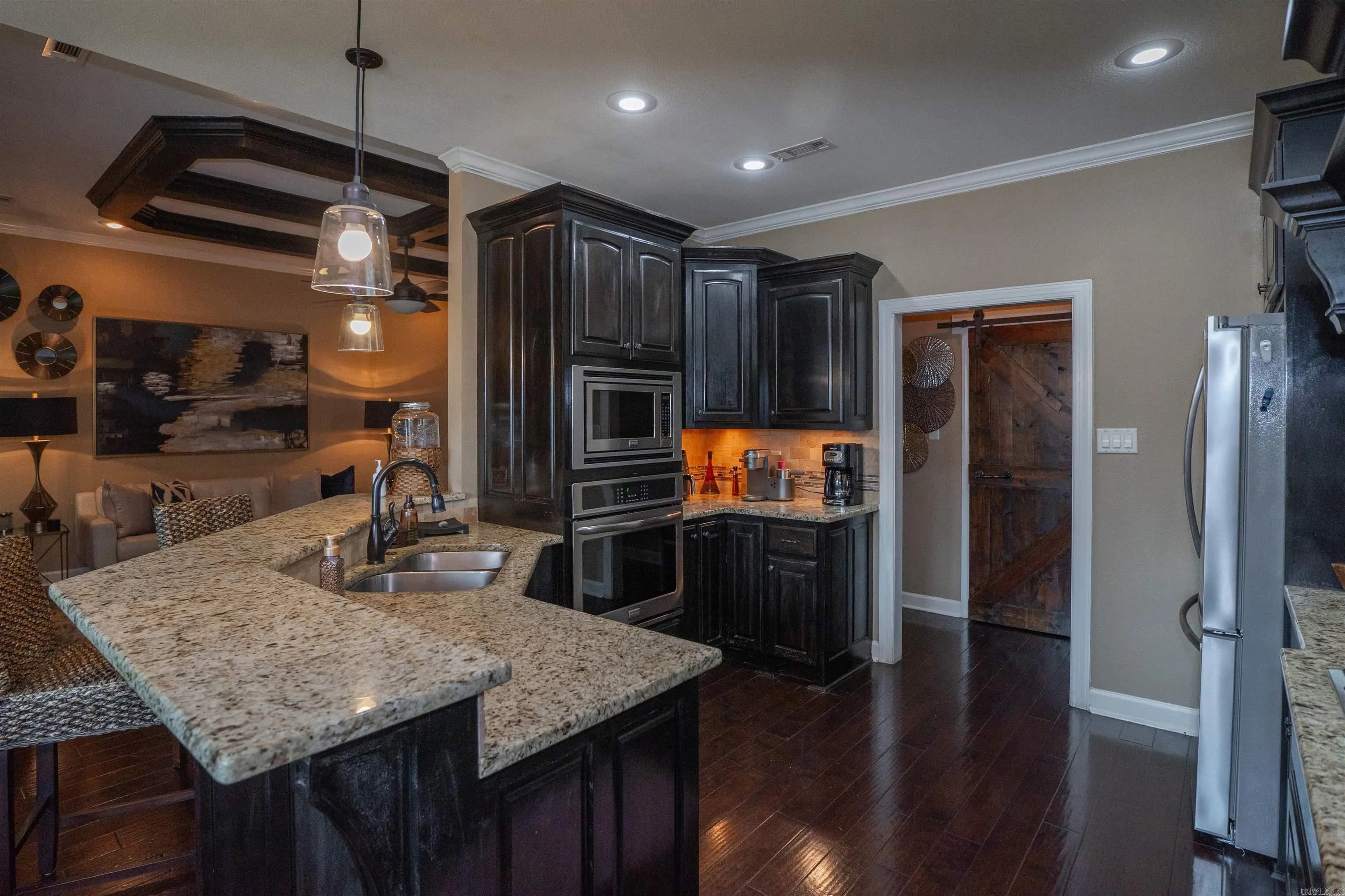 Property at 2908  Johnswood village - Image 10