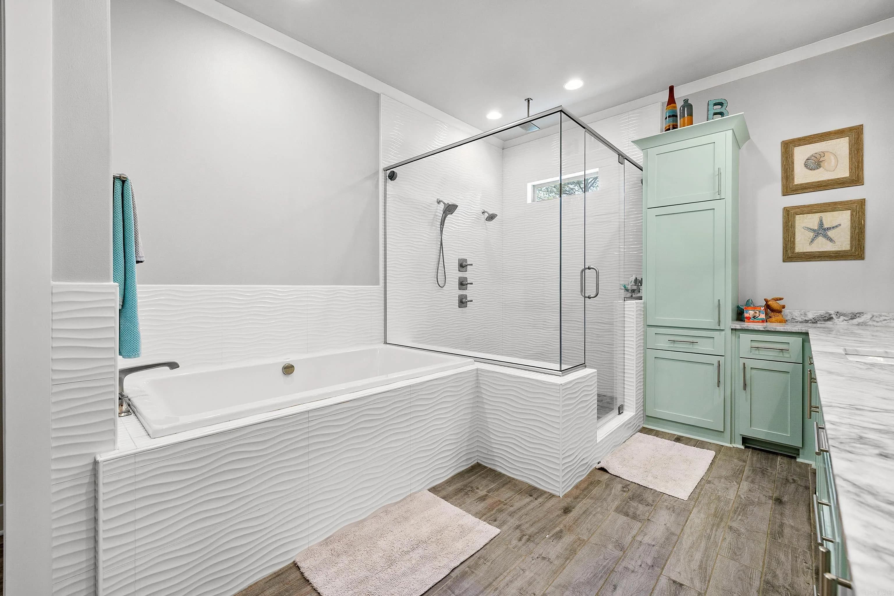 Property at 6025  Lodestone - Image 25