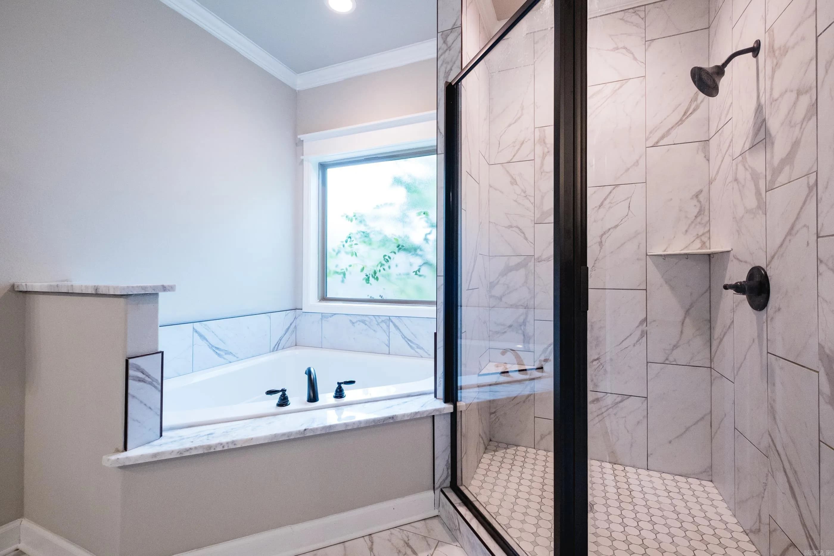Property at 5024  Peace - Image 35