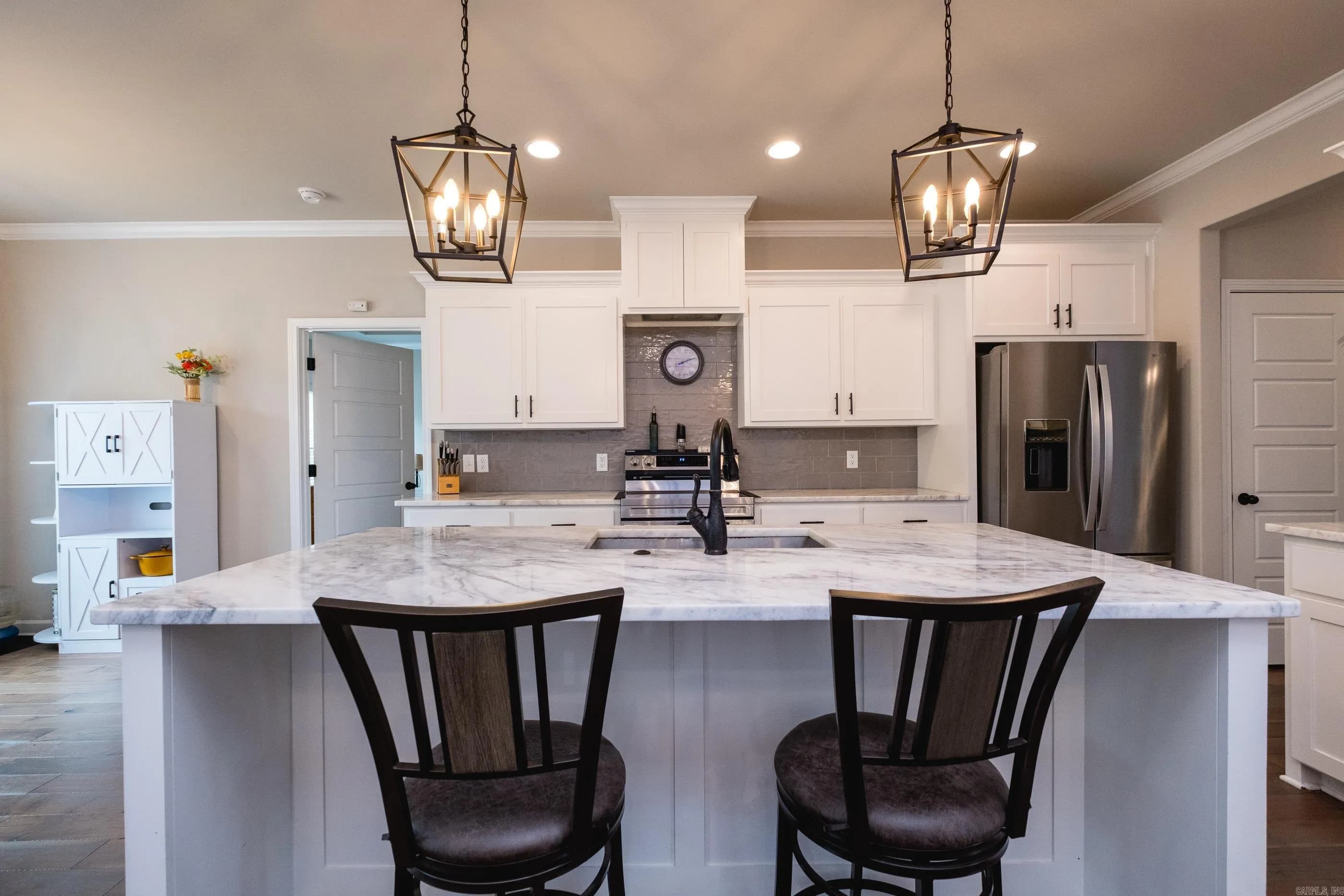 Property at 5024  Peace - Image 18