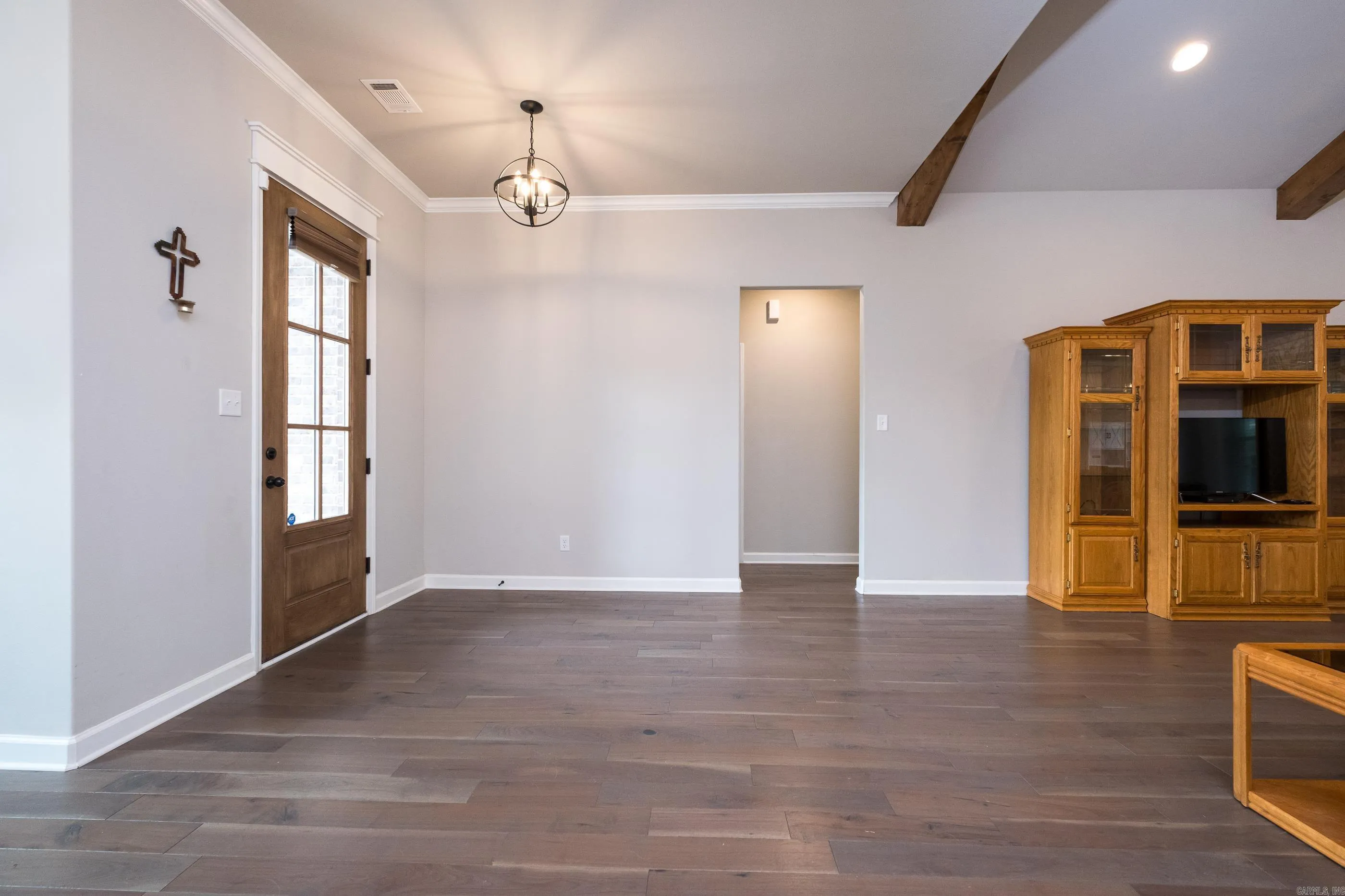 Property at 5024  Peace - Image 8