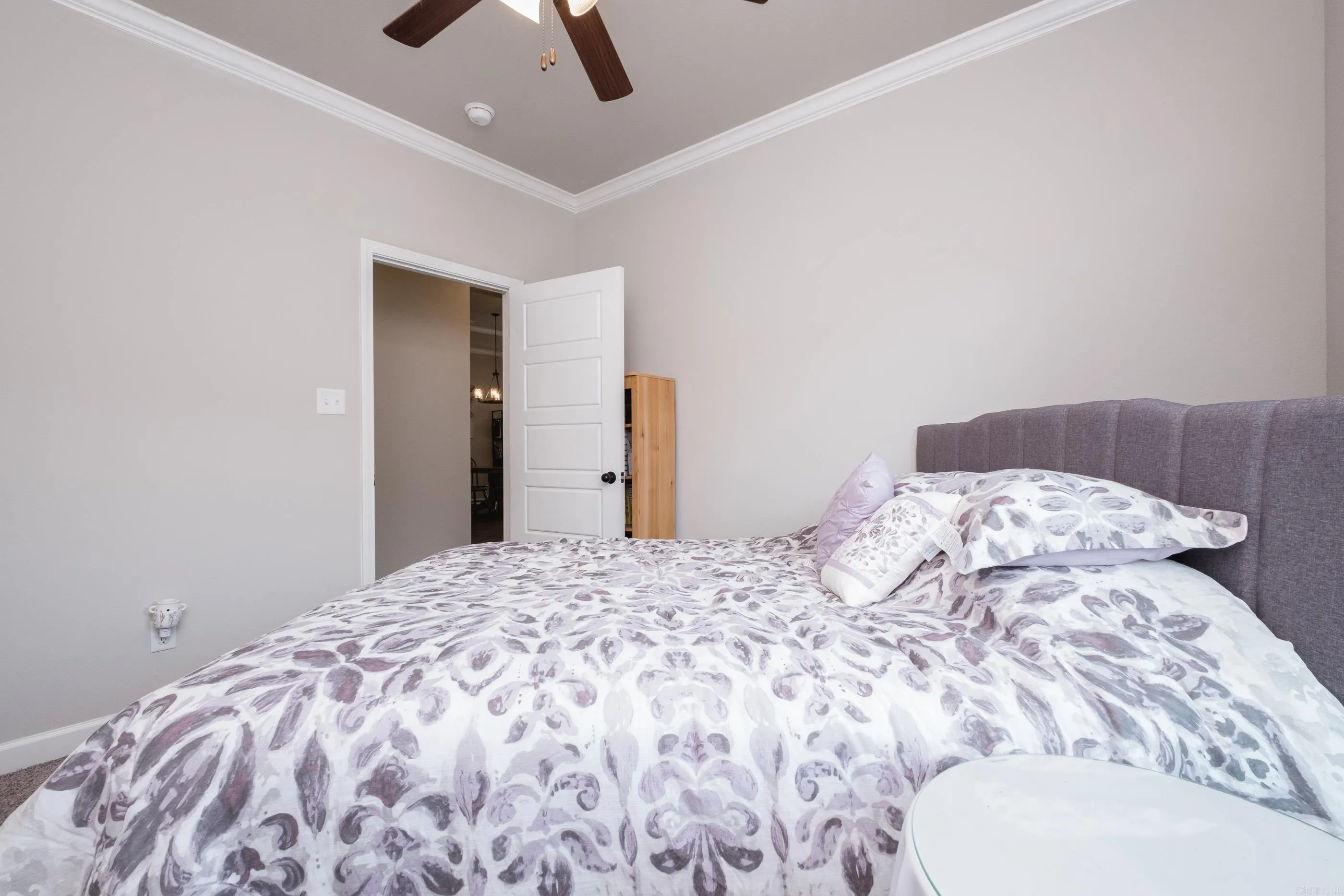Property at 5024  Peace - Image 42