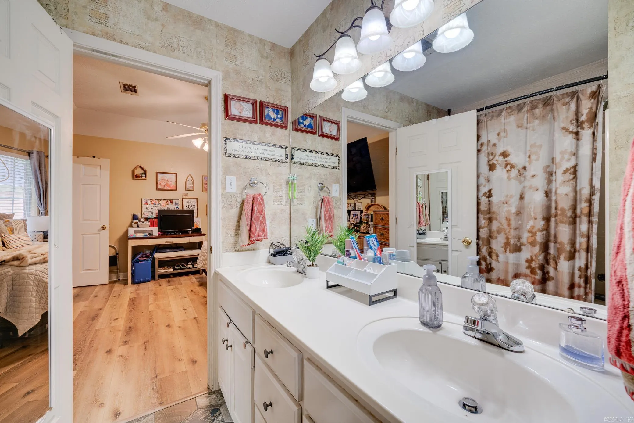 Property at 1035  Montana drive - Image 17