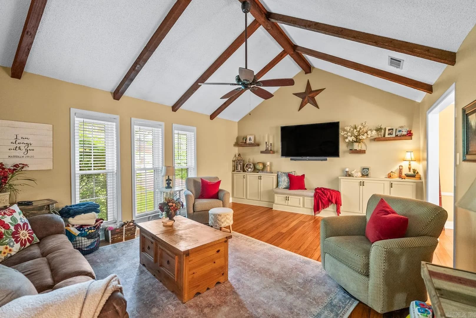 Property at 3 E Lake - Image 9