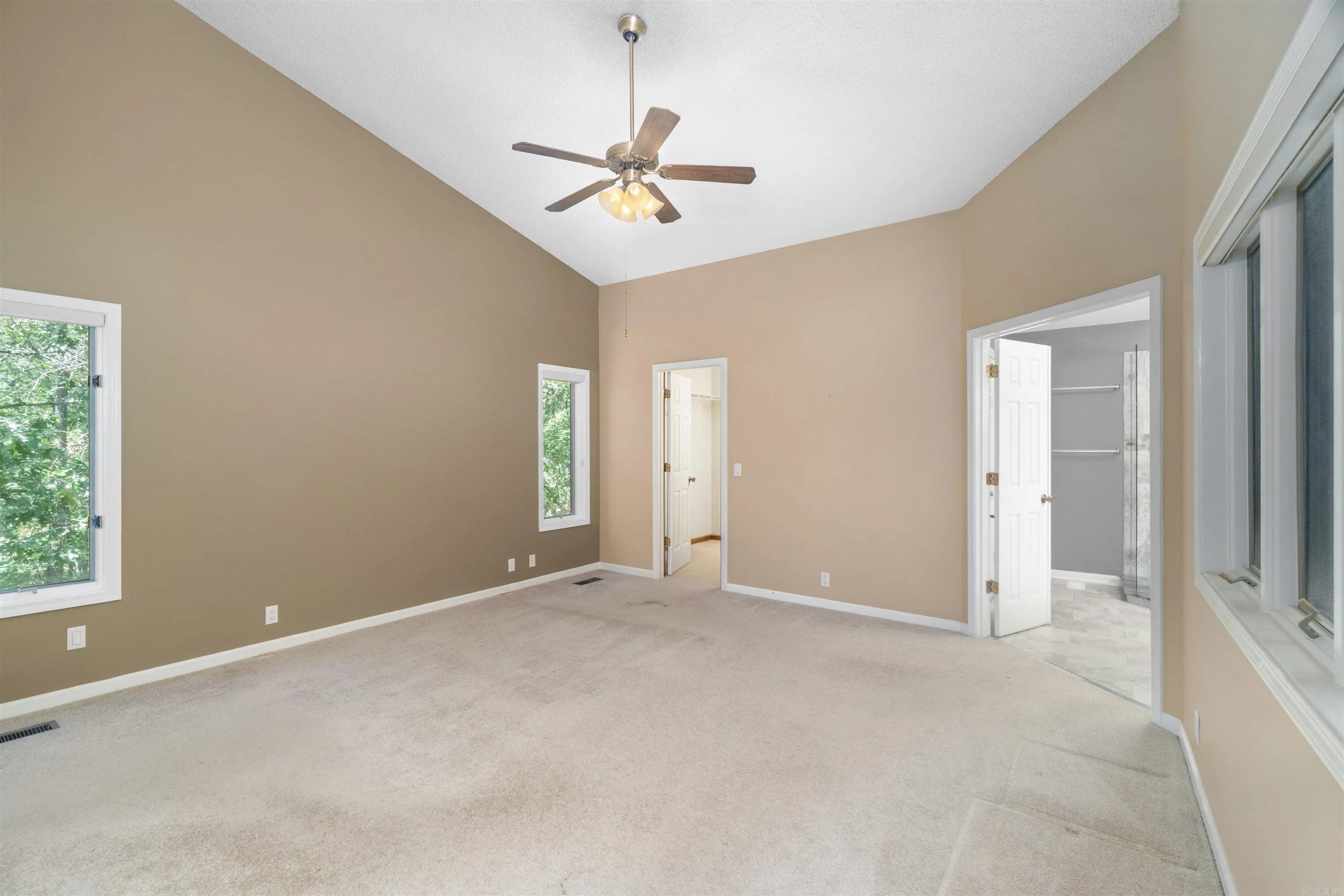 Property at 12  Zaragoza - Image 17