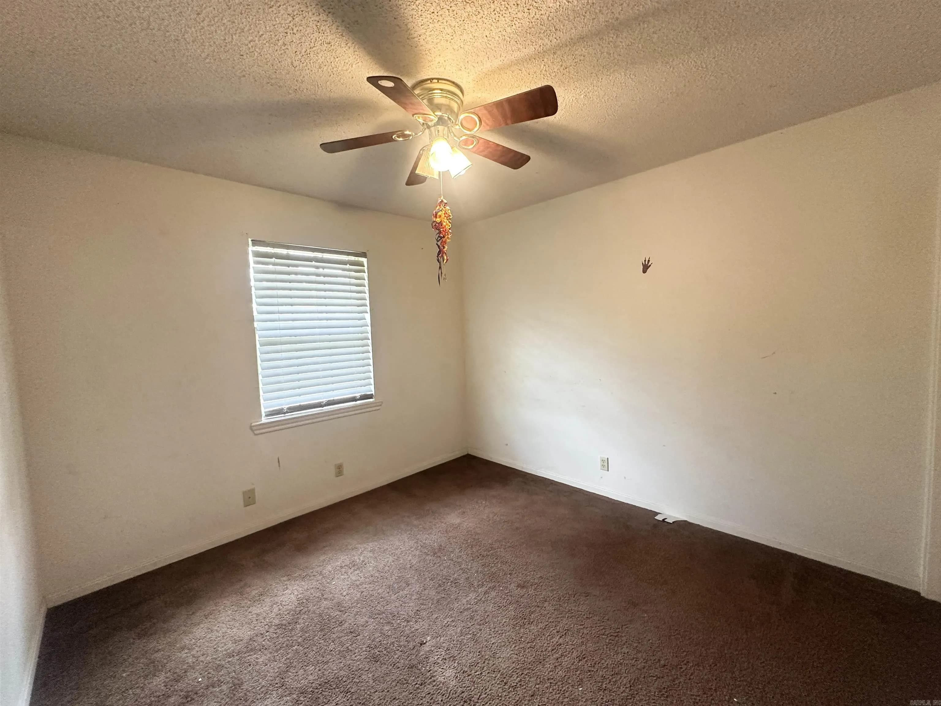 Property at 702  Allday - Image 14