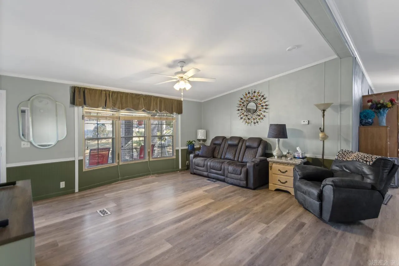 Property at 3101 W Grinde - Image 8