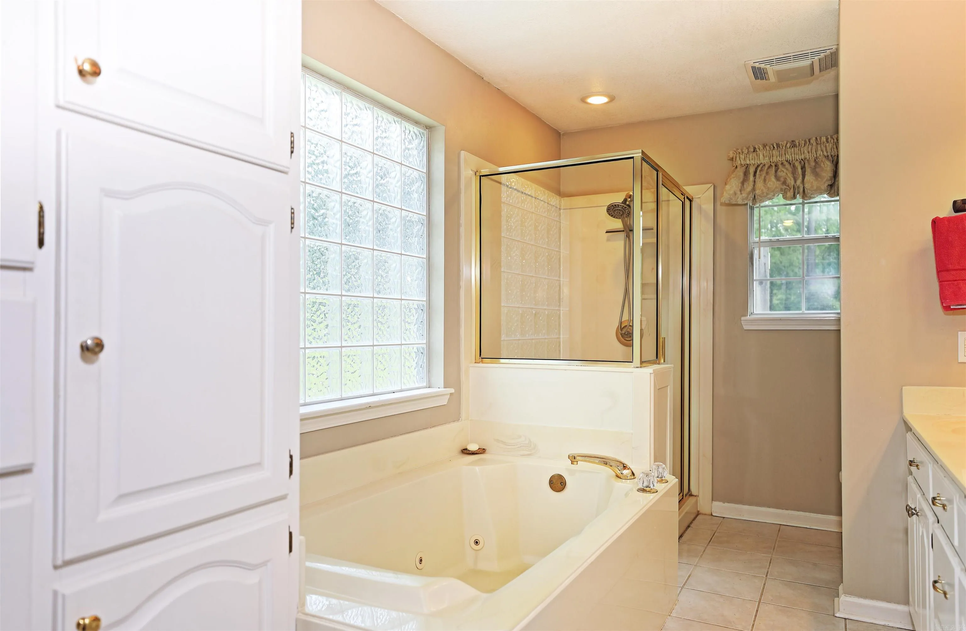 Property at 6311  Country lane - Image 24