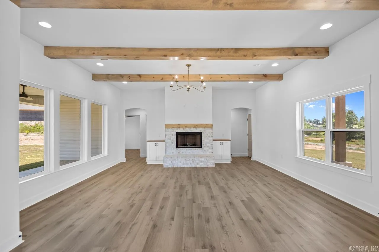 Property at 9064  Creek view - Image 6