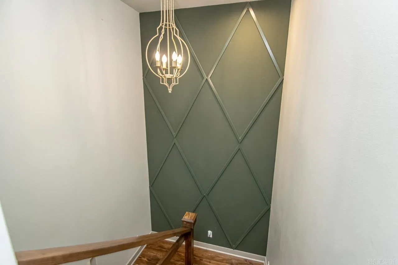 Property at 4201  Lovell - Image 28
