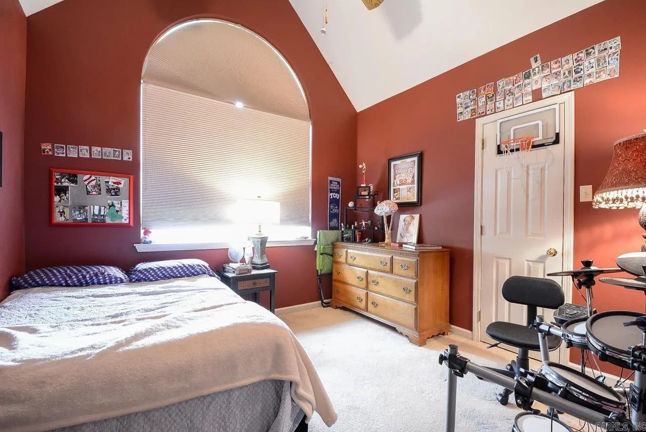 Property at 4515  Old oak - Image 25