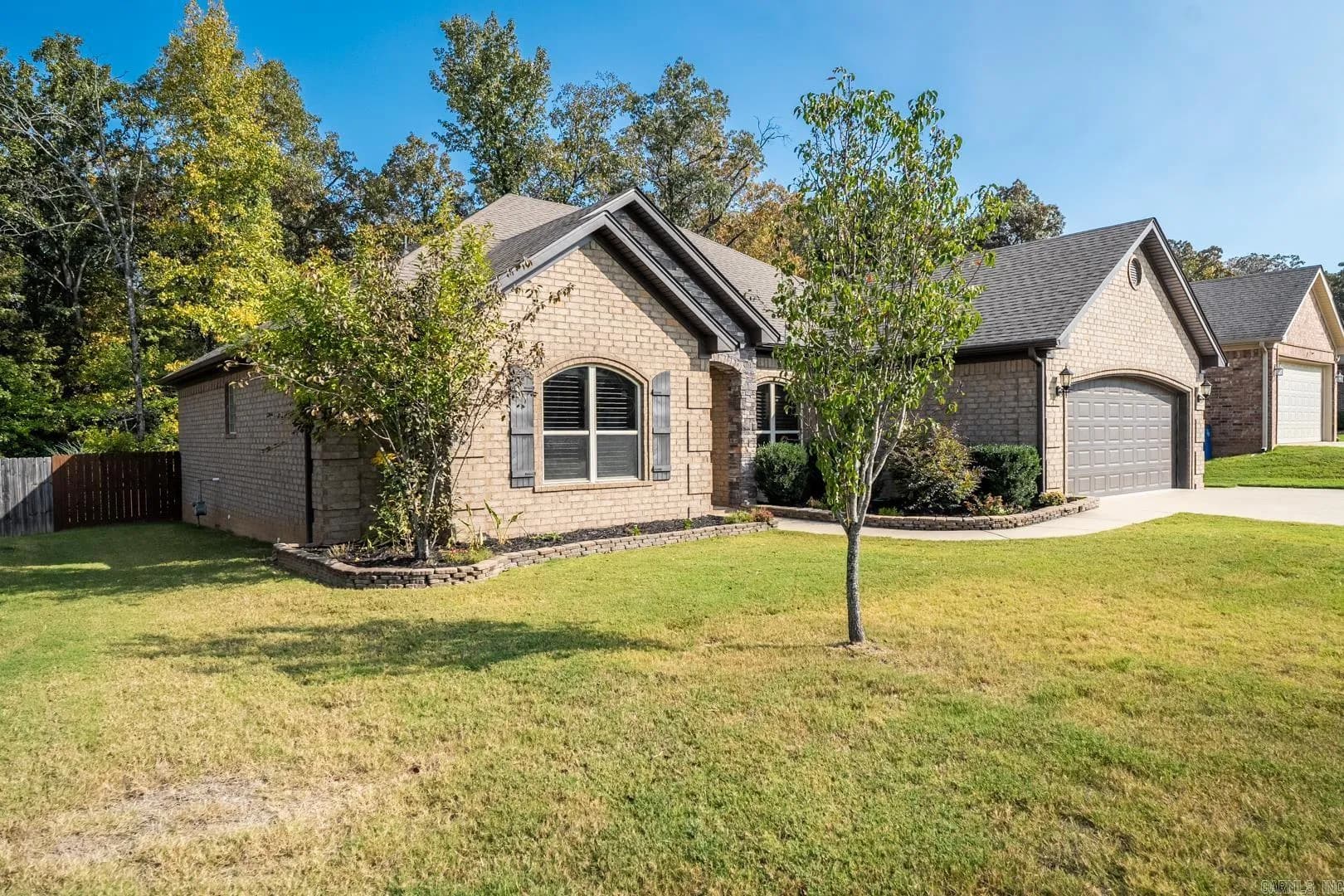 Property at 3109  Village east drive - Image 38