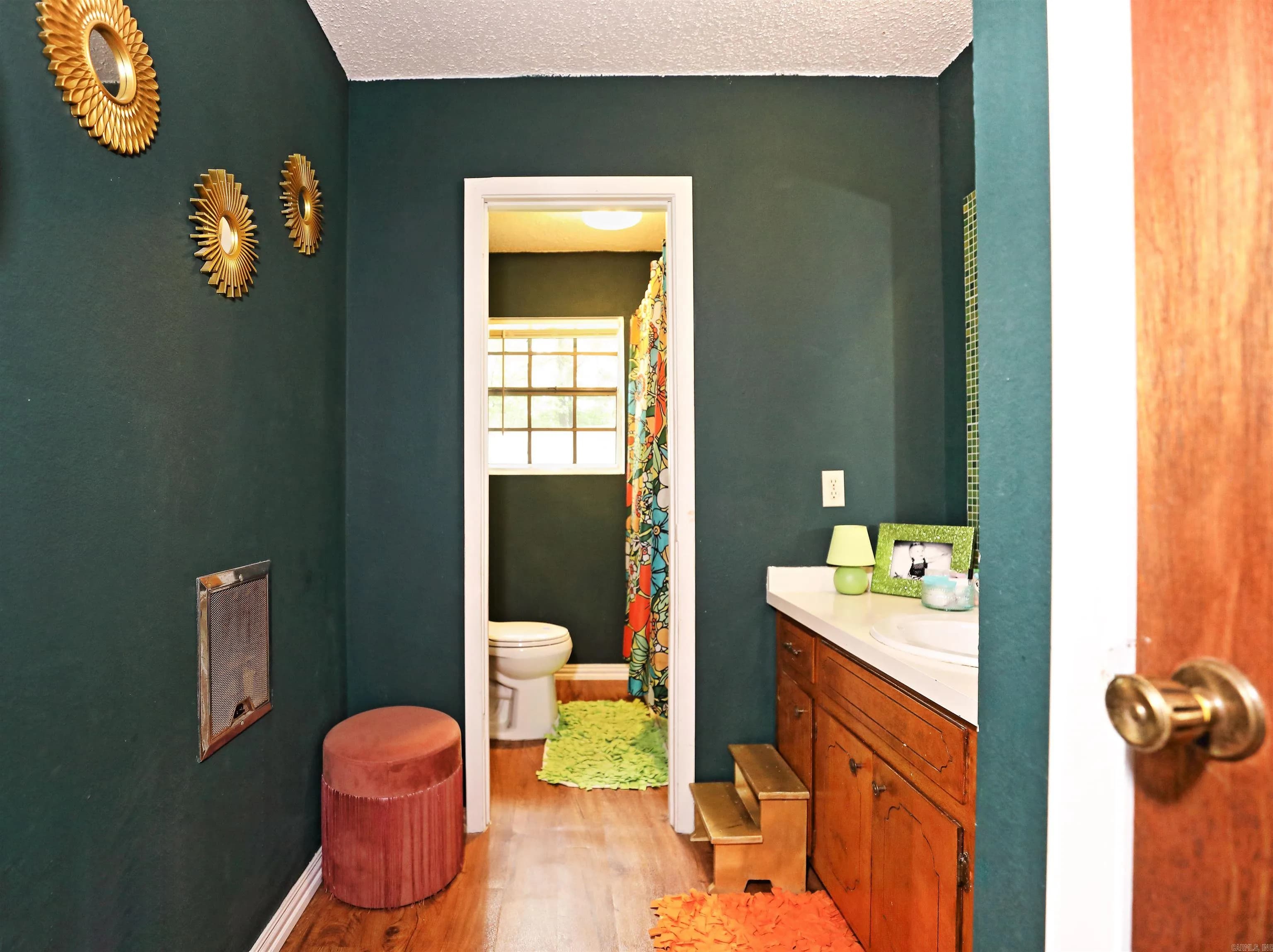 Property at 1500  James - Image 10