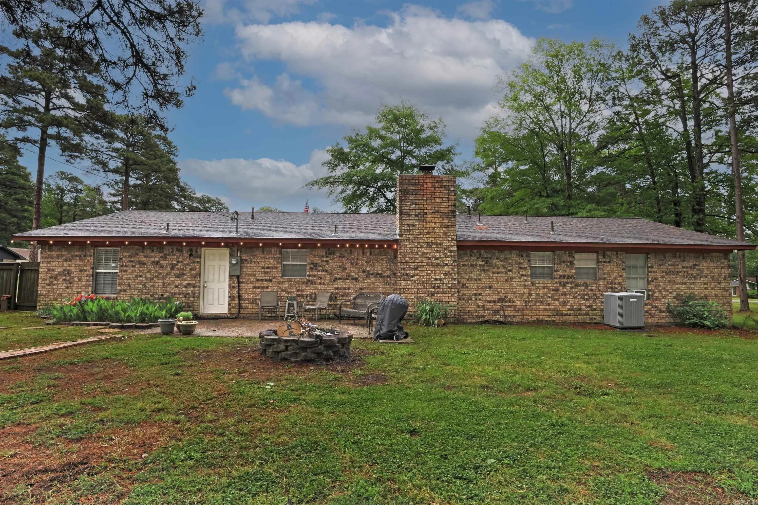 Property at 1500  James - Image 15