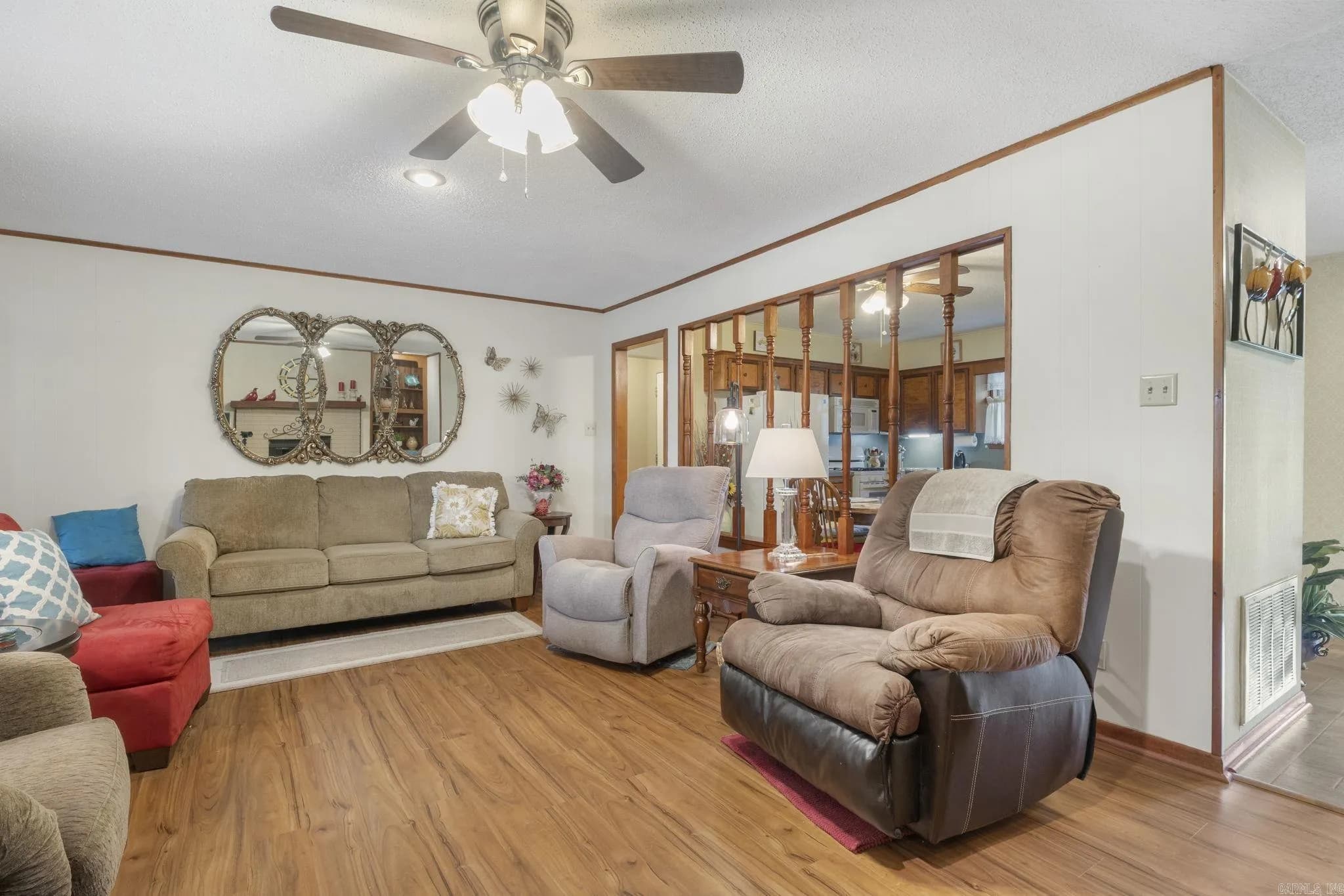 Property at 533  Melanie - Image 8