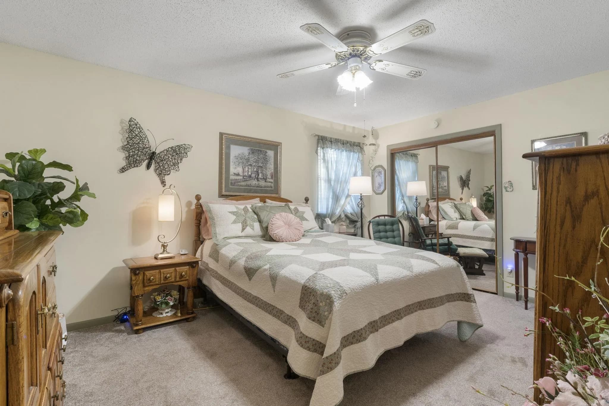 Property at 533  Melanie - Image 22