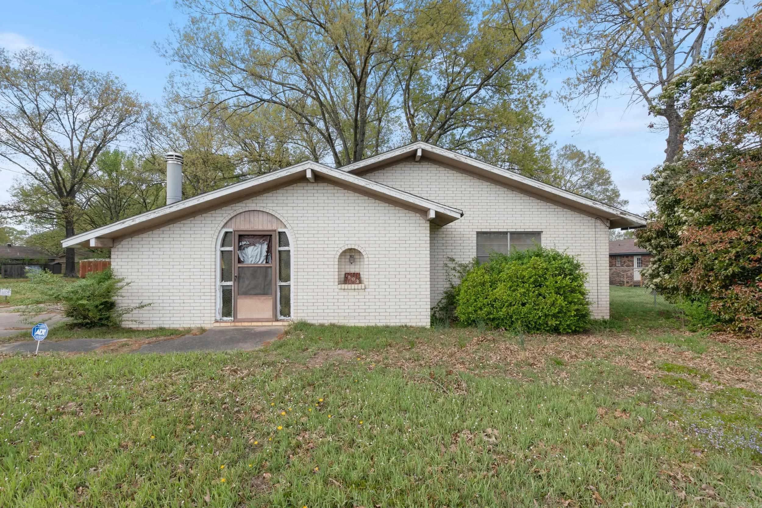 Property at 1802  Dave ward - Image 1