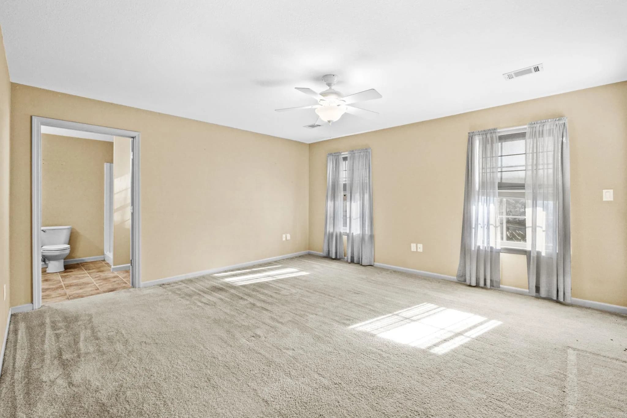 Property at 9  Cedar glade - Image 18
