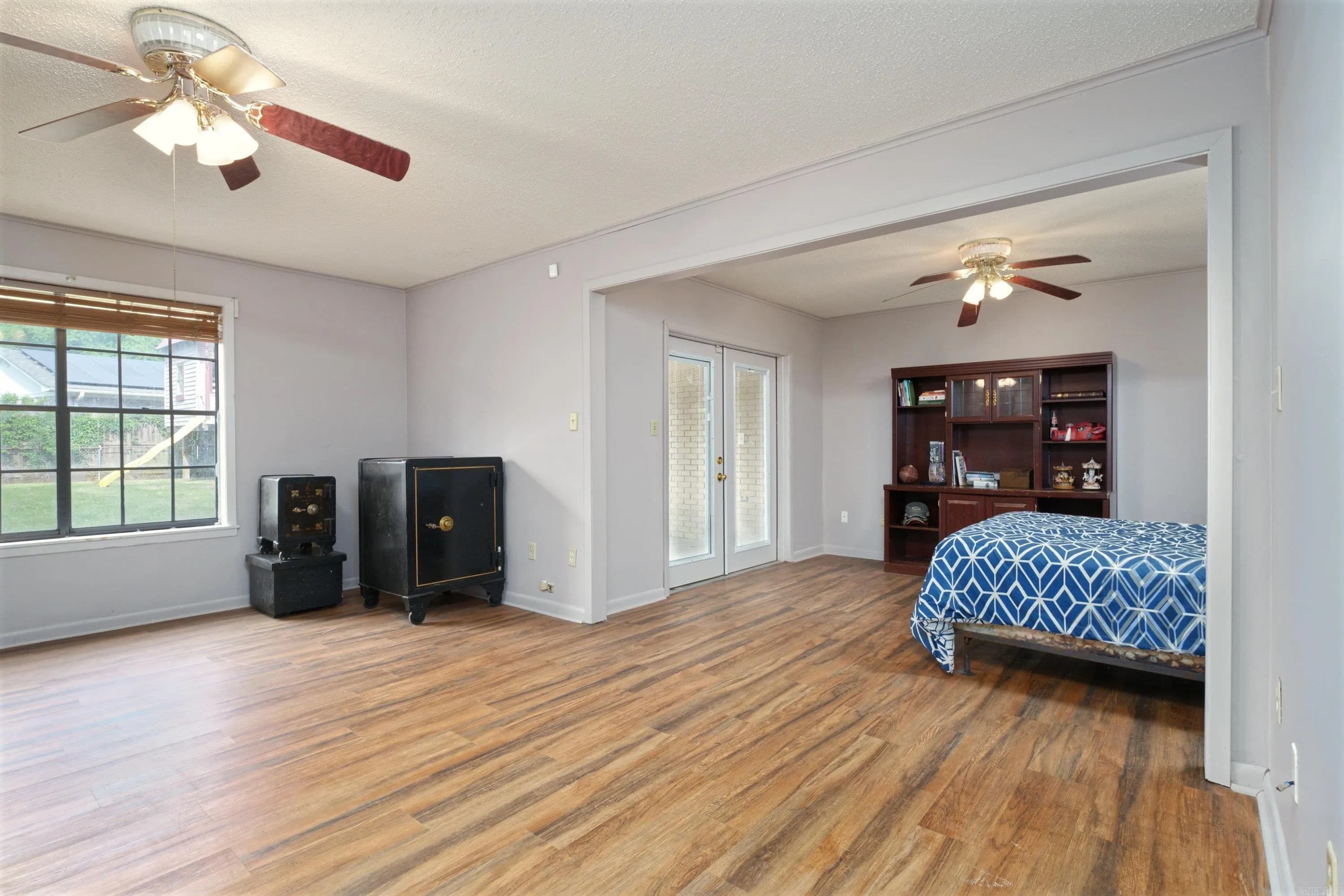 Property at 1105  Hickory st - Image 12