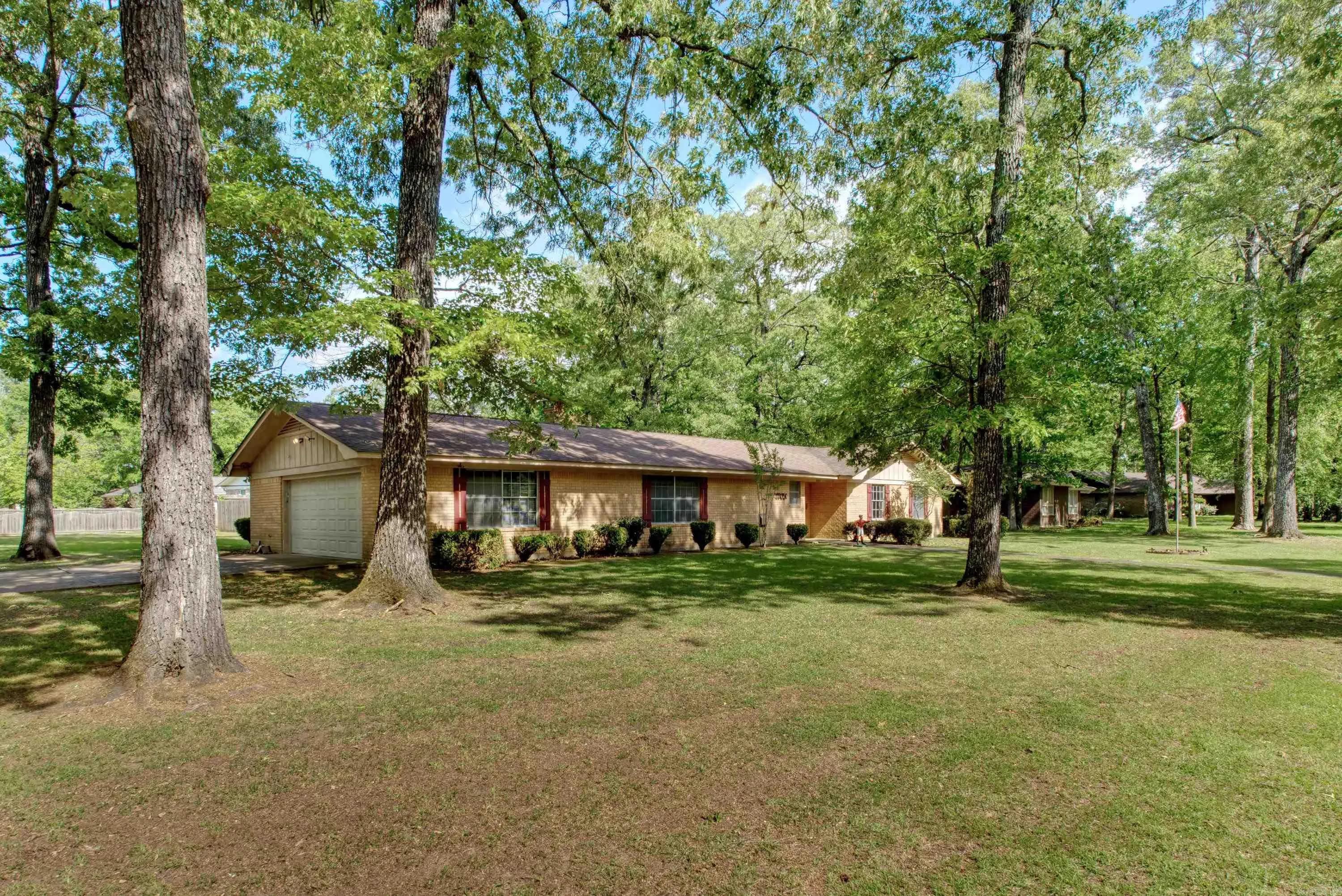 Property at 1105  Hickory st - Image 2